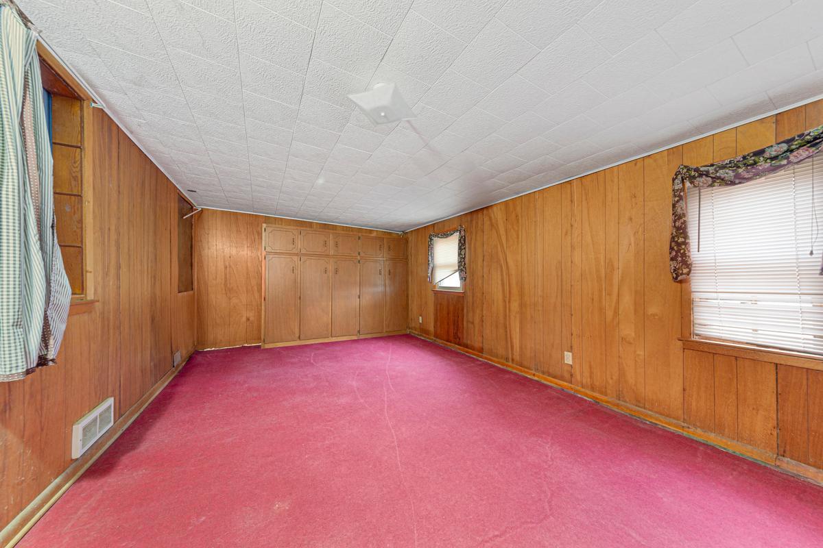 101 State Highway 60 E Property Photo 13