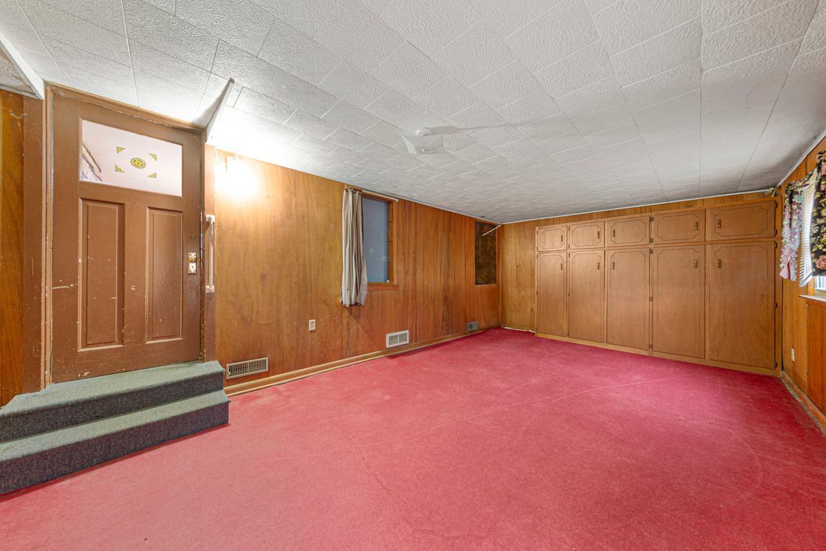 101 State Highway 60 E Property Photo 14