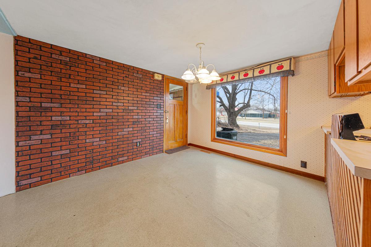 101 State Highway 60 E Property Photo 17
