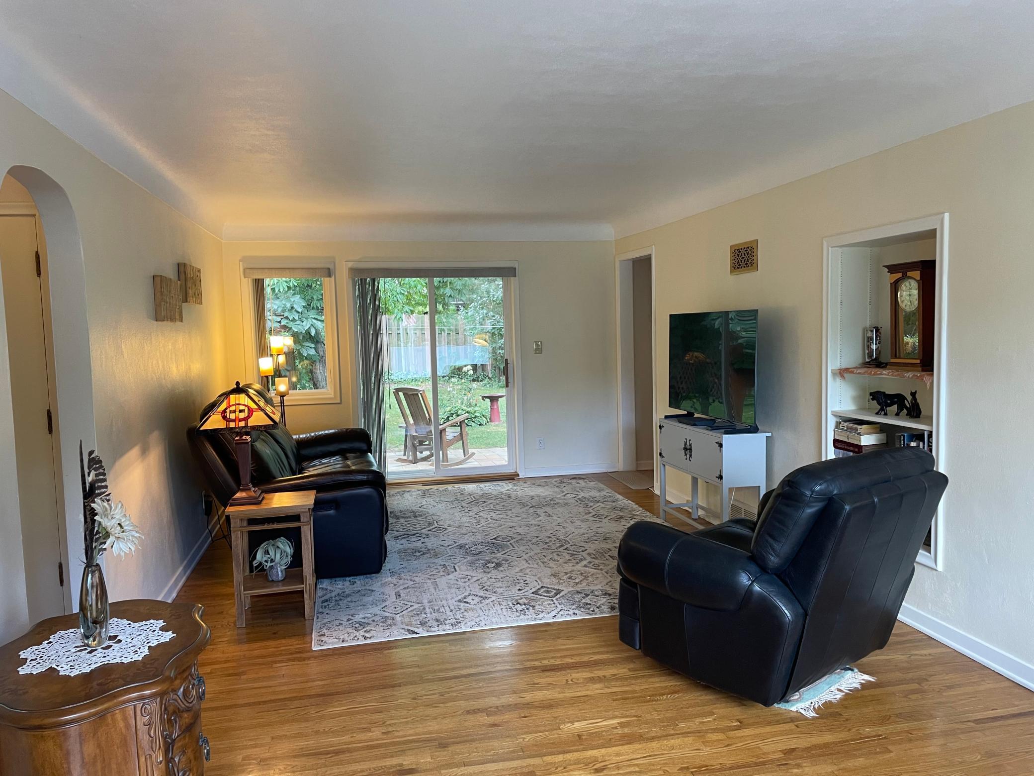 1274 Amble Road Property Photo 4