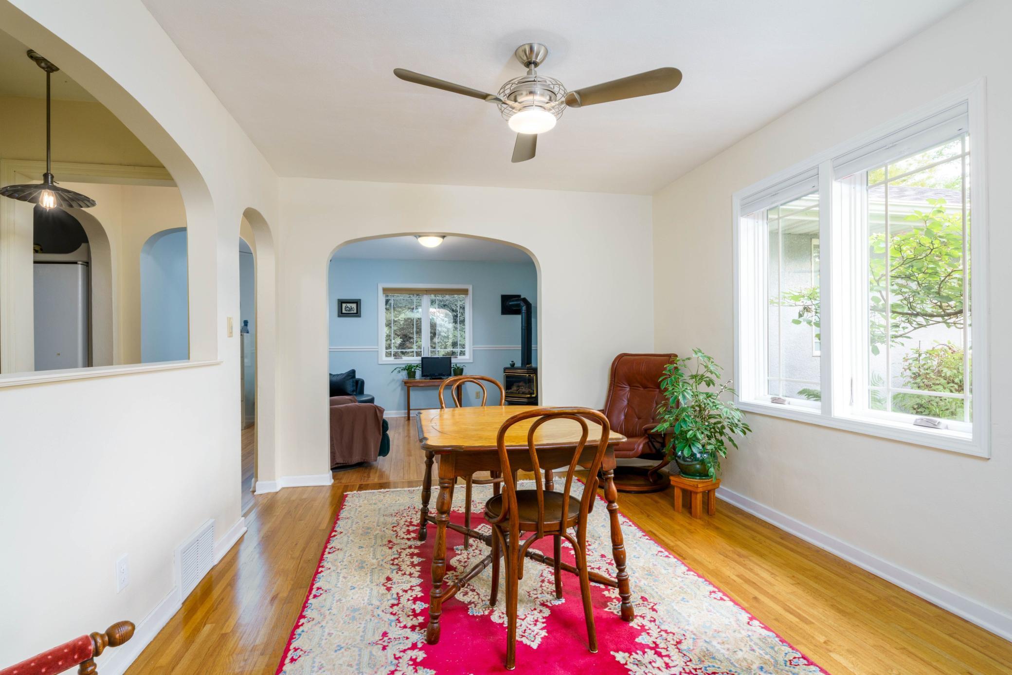 1274 Amble Road Property Photo 6