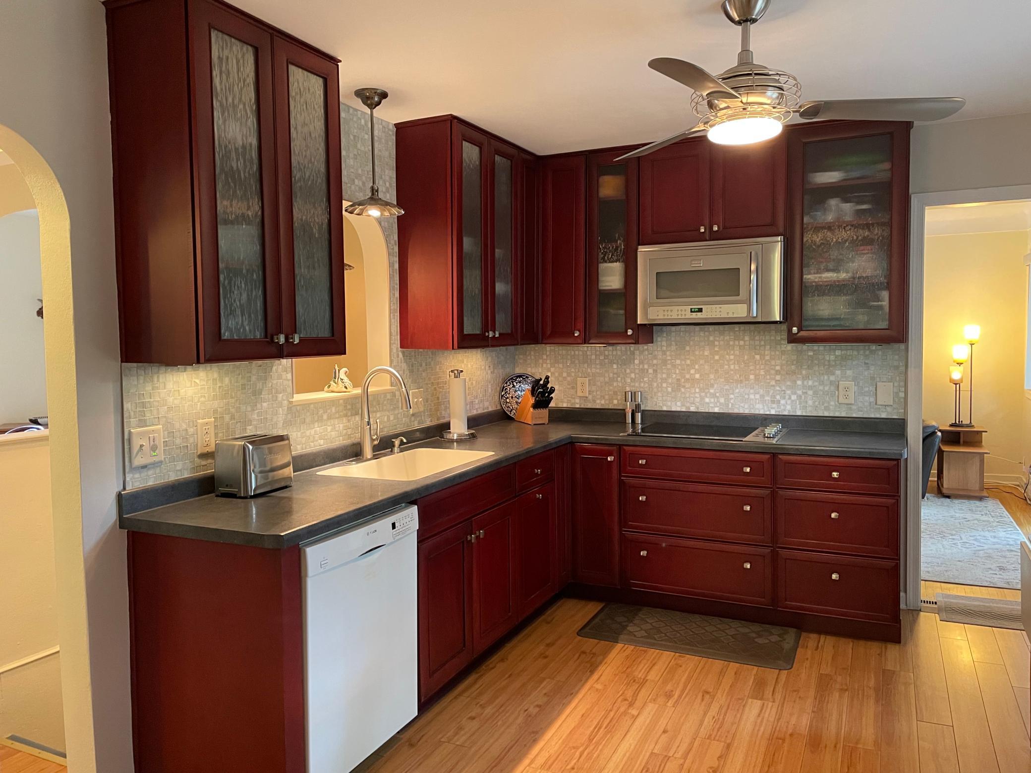 1274 Amble Road Property Photo 8