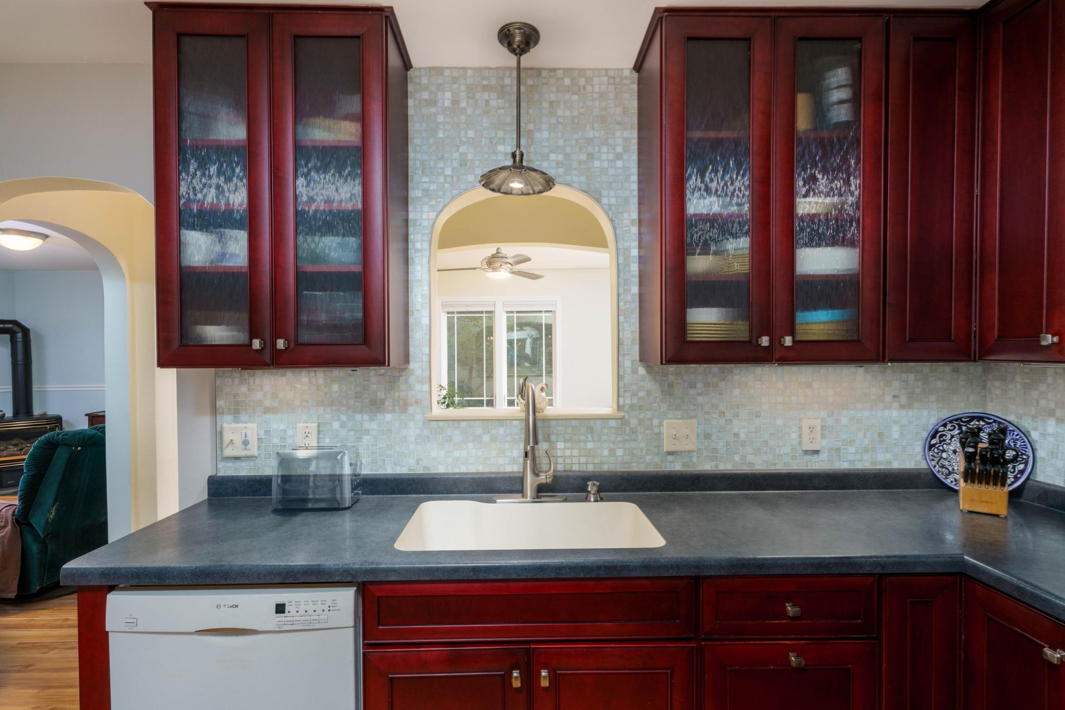 1274 Amble Road Property Photo 9