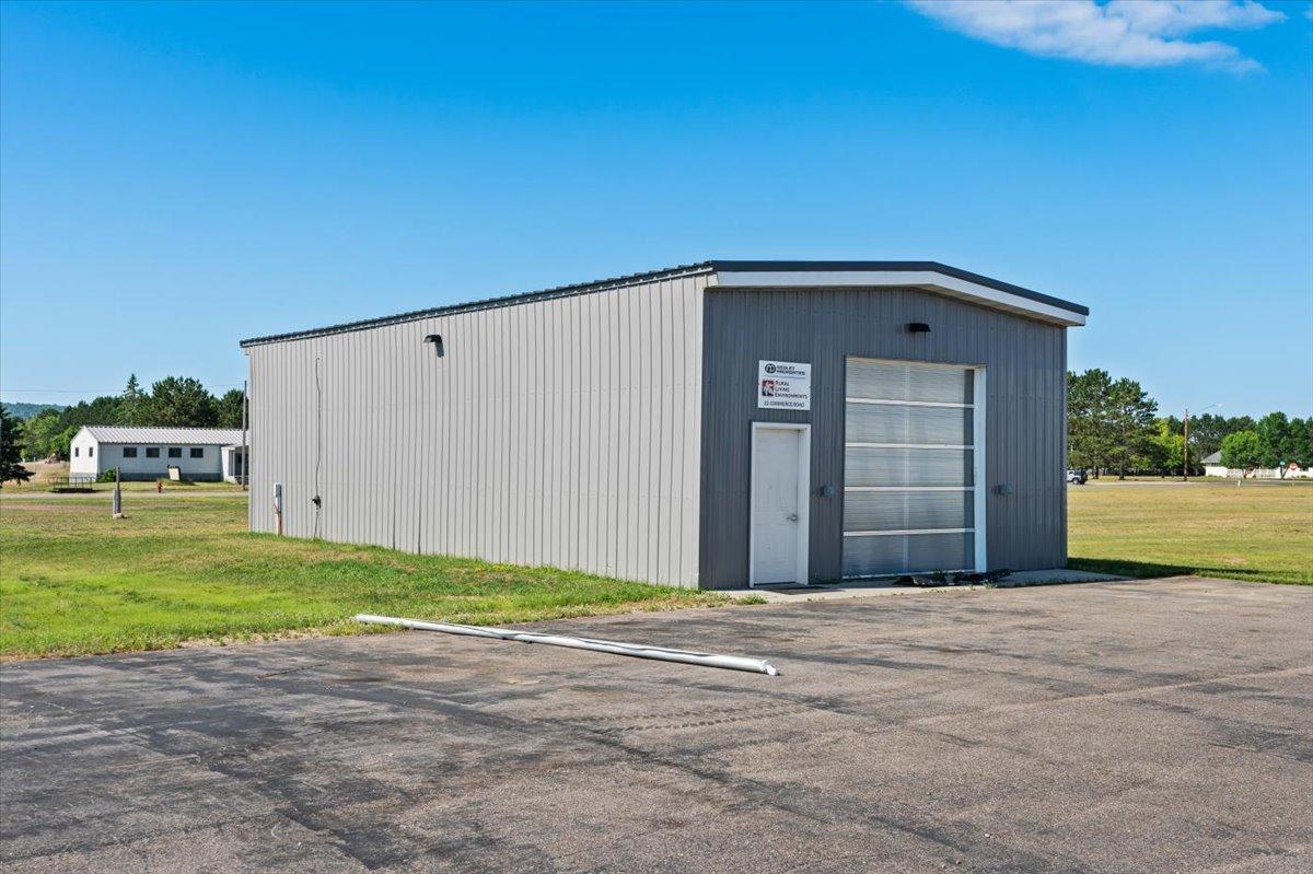 22 Commerce Road Property Photo 3