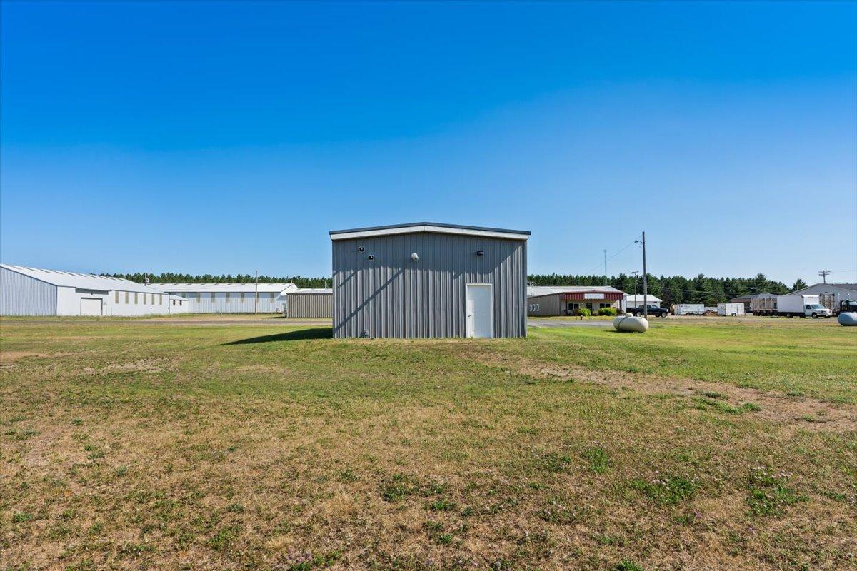 22 Commerce Road Property Photo 6