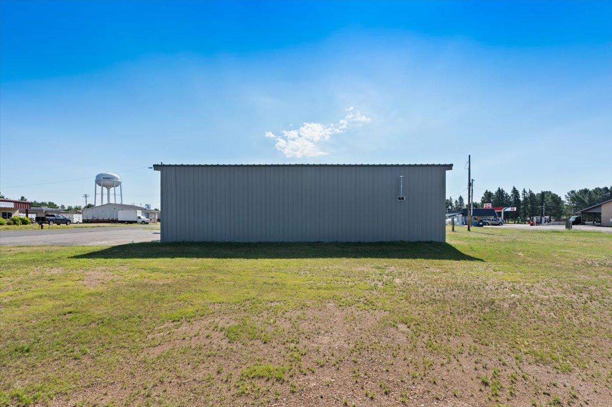 22 Commerce Road Property Photo 10