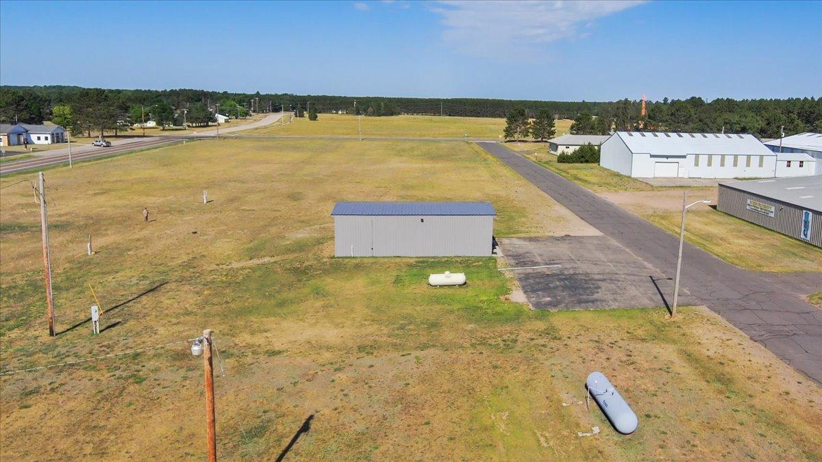 22 Commerce Road Property Photo 27