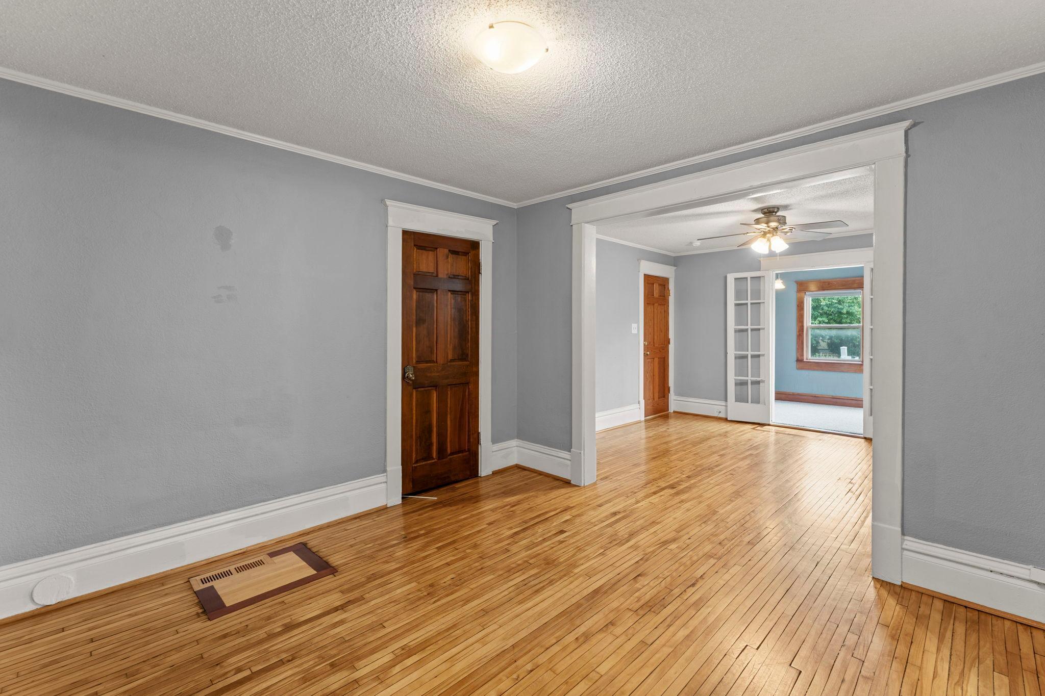 3128 Grand Avenue S 2 Property Photo 6