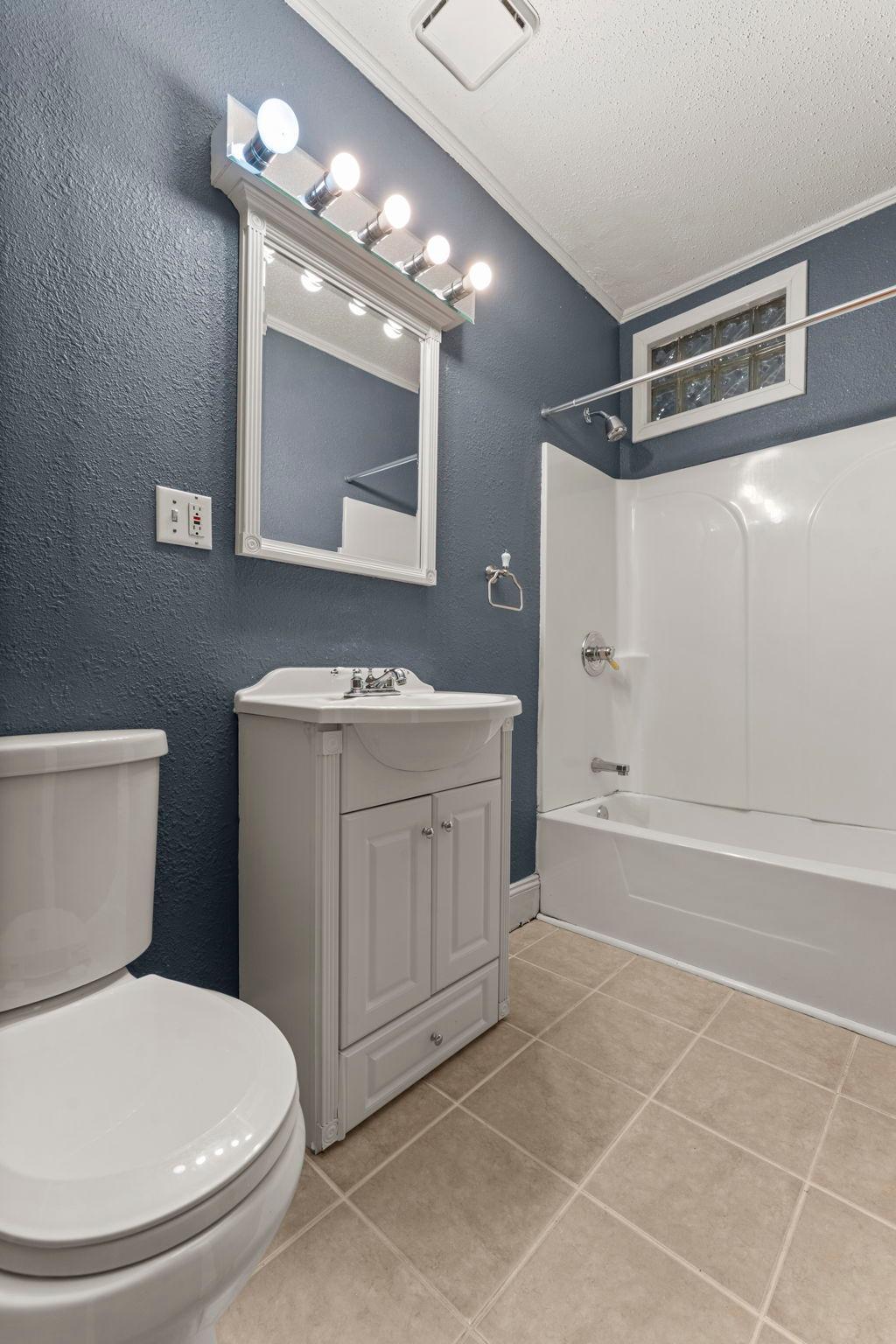 3128 Grand Avenue S 2 Property Photo 7