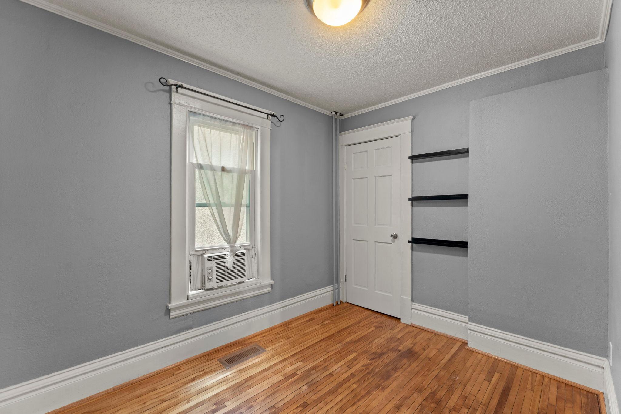3128 Grand Avenue S 2 Property Photo 8