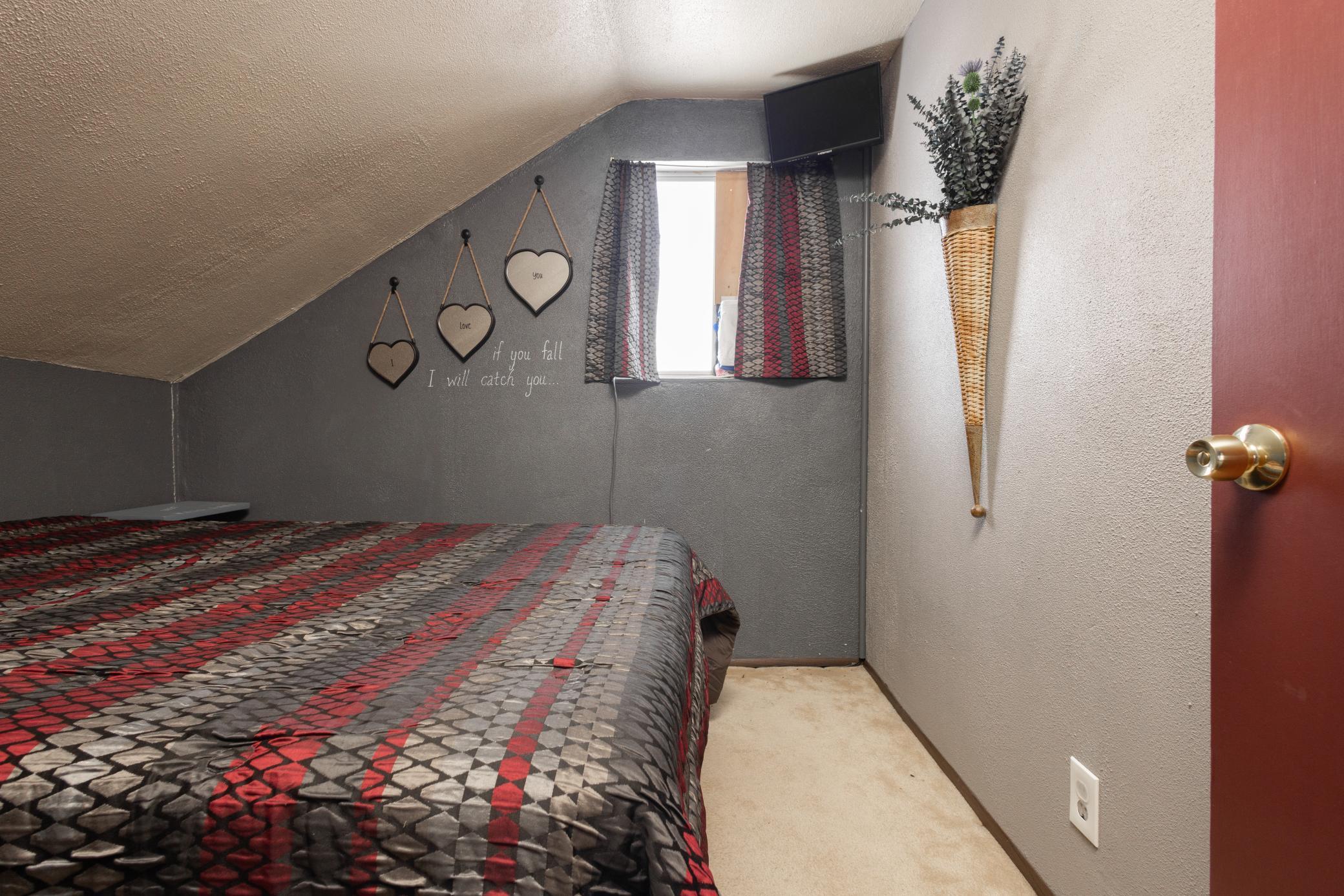 24932 Wall Lake Point Circle Property Photo 15