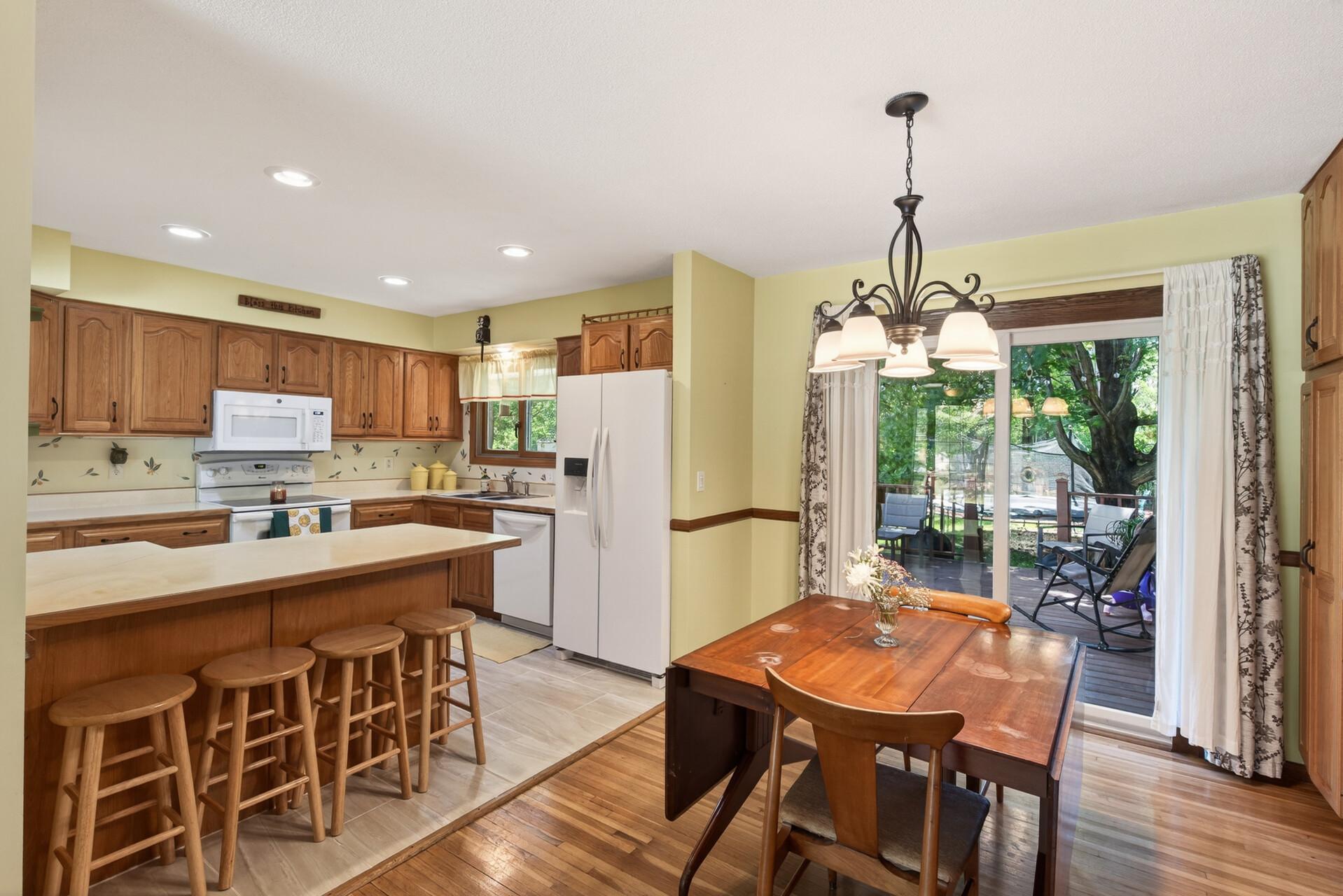1094 Lowell Drive Property Photo 13