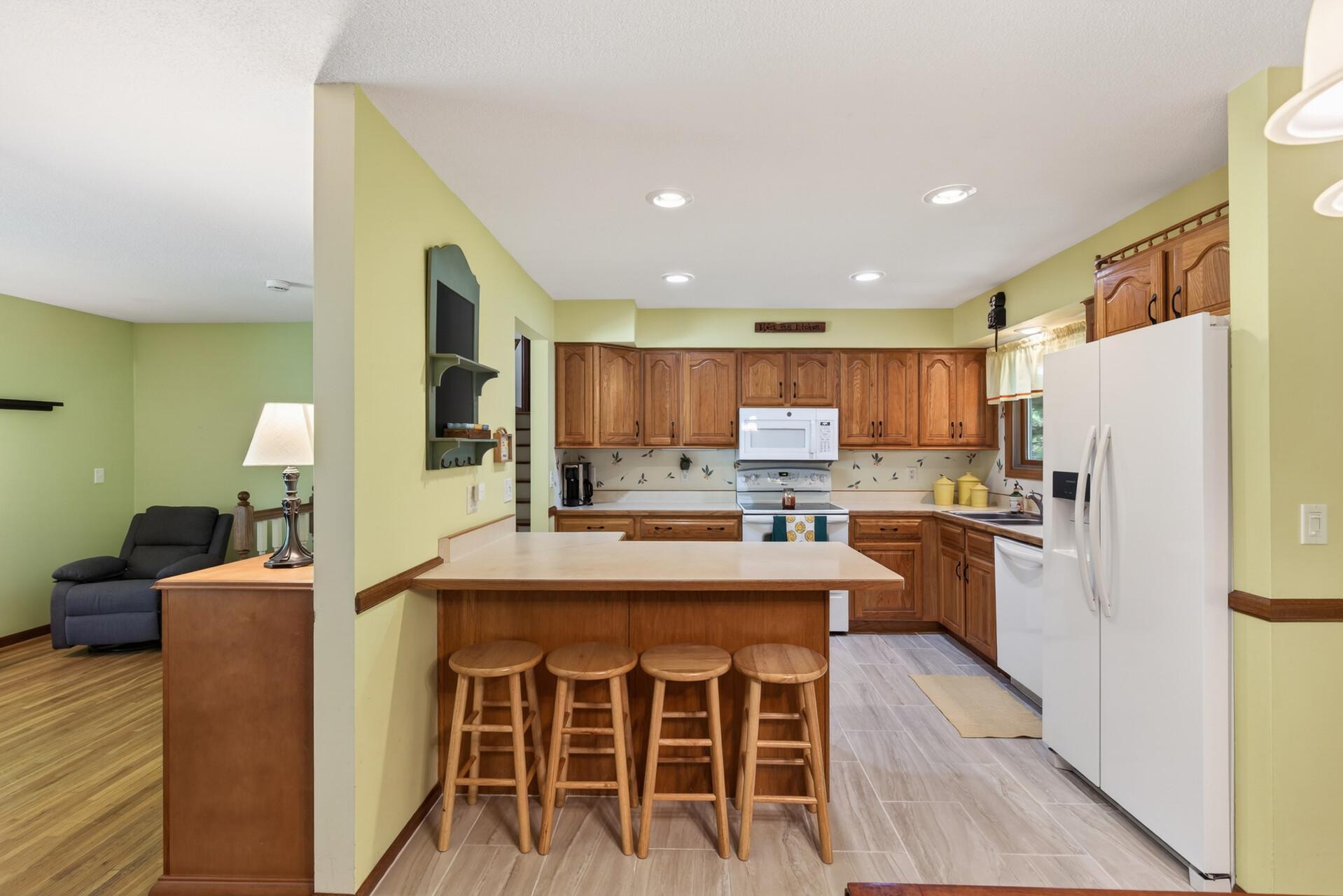 1094 Lowell Drive Property Photo 15