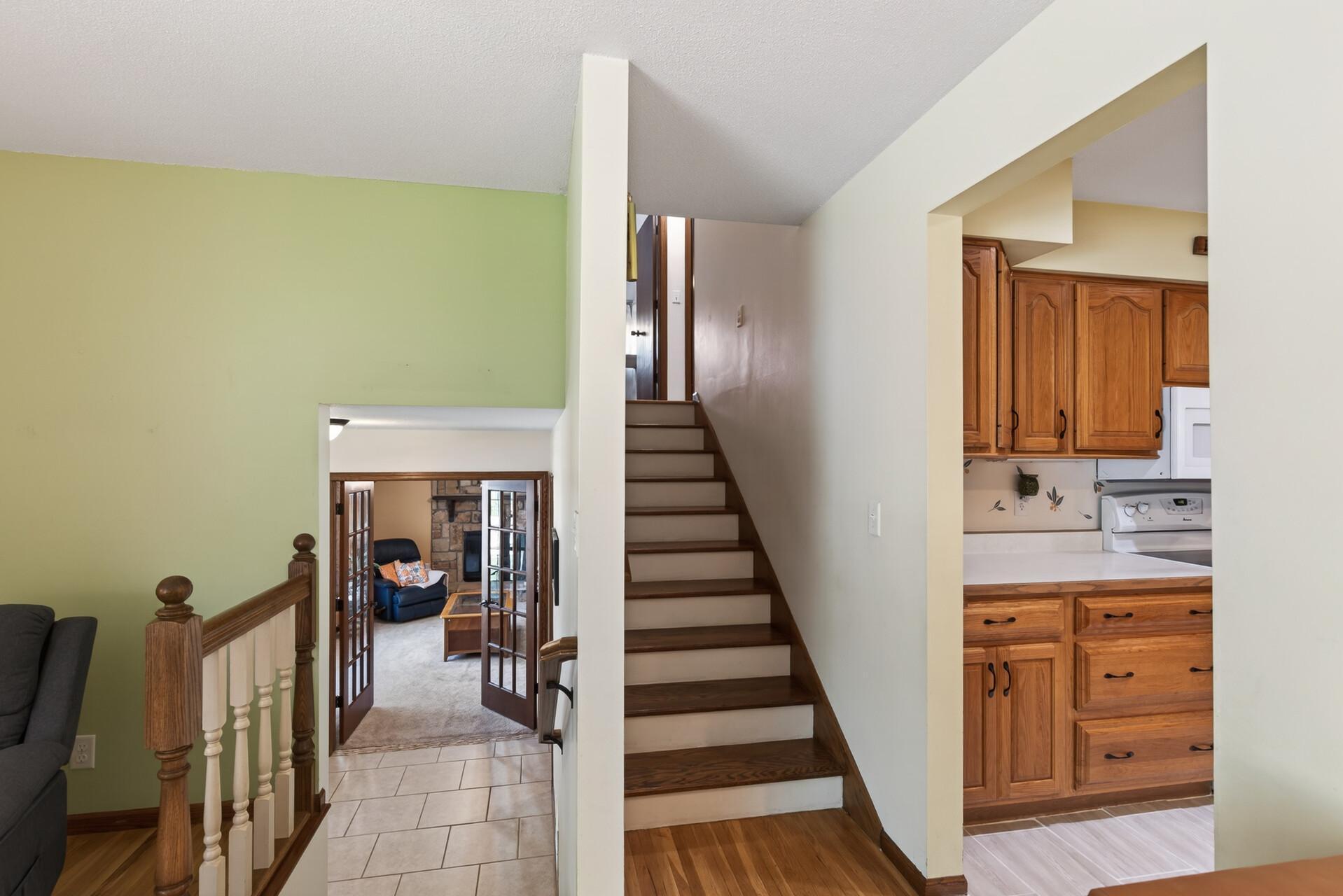 1094 Lowell Drive Property Photo 19