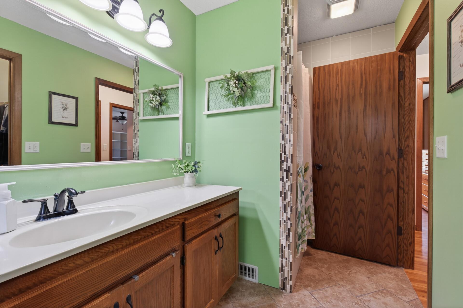 1094 Lowell Drive Property Photo 30