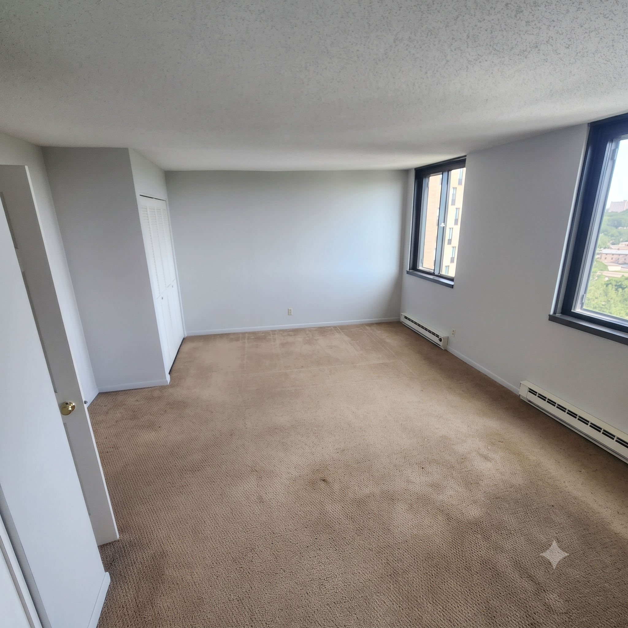 1181 Edgcumbe Road 1412 Property Photo 6