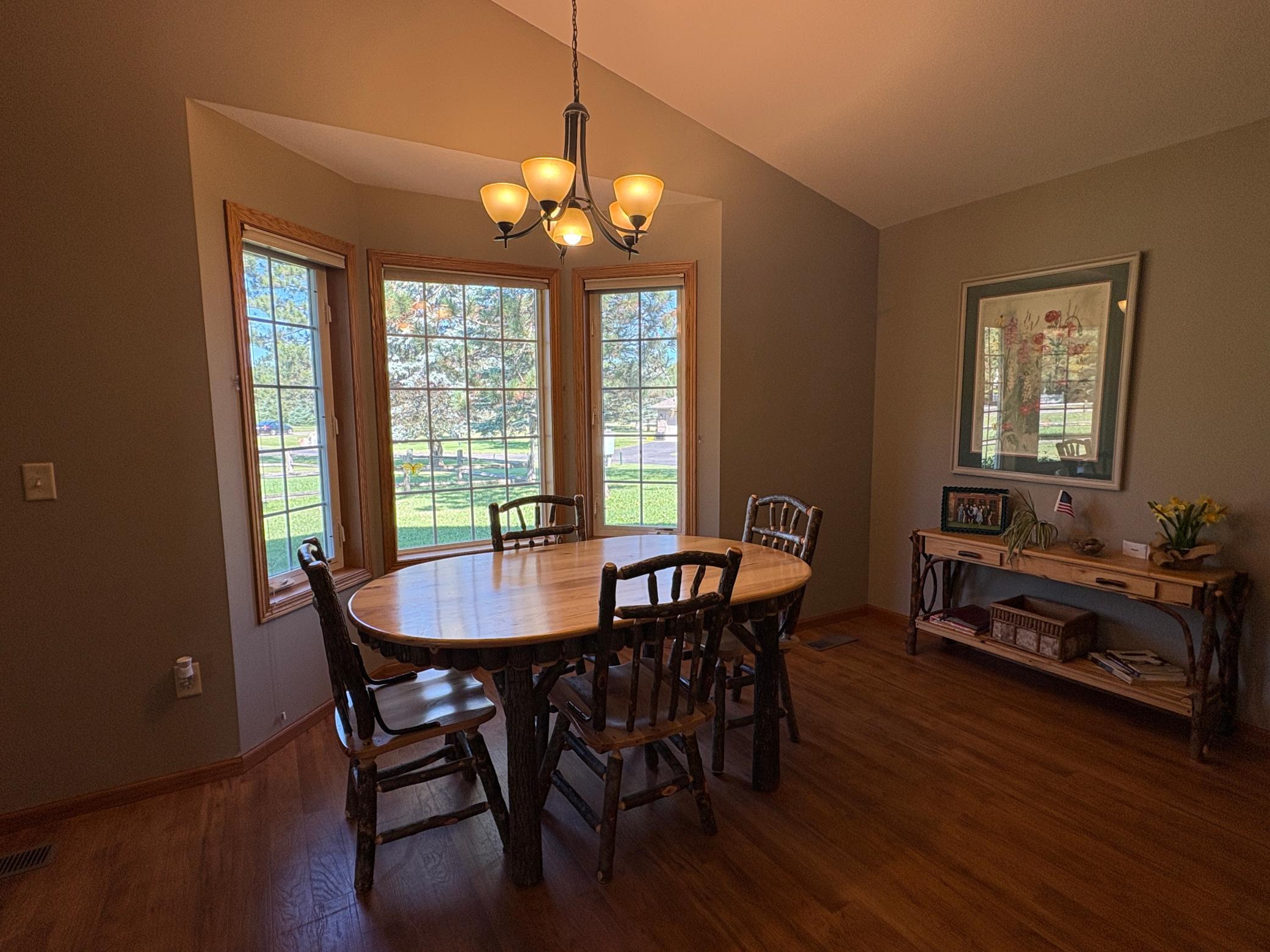 4635 Hemlock Lane Property Photo 11