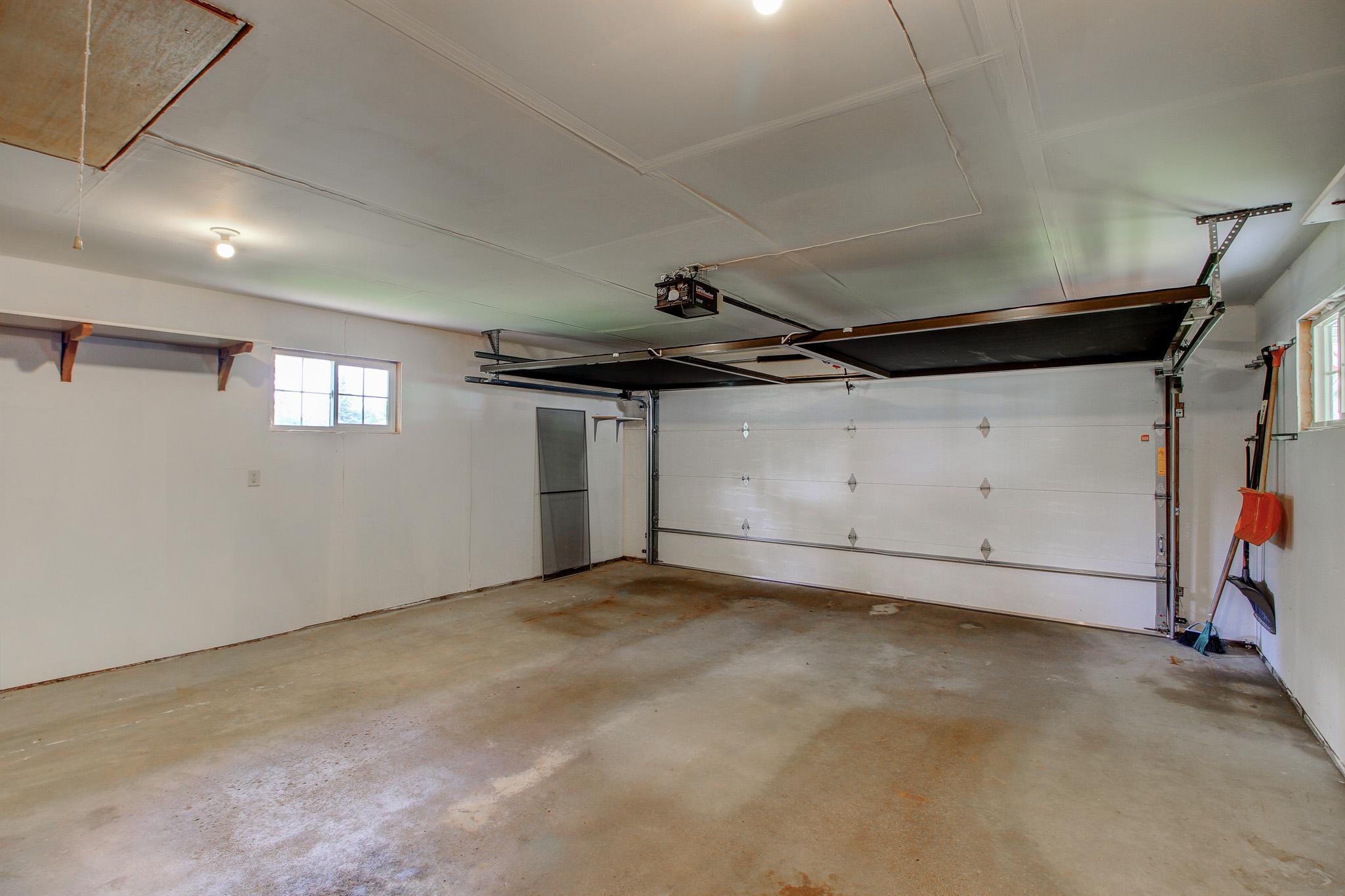 4635 Hemlock Lane Property Photo 40