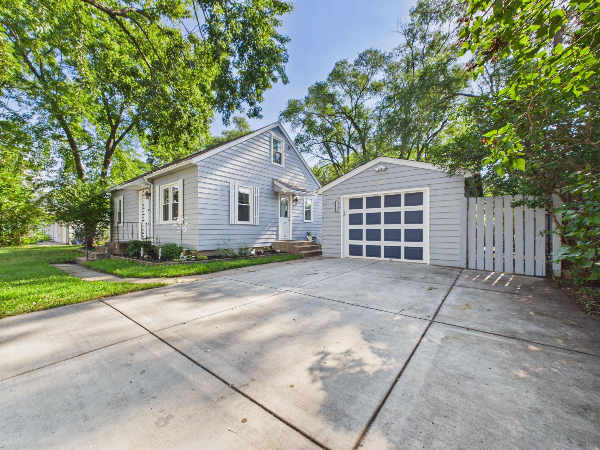 1218 34th Avenue N Property Photo 1