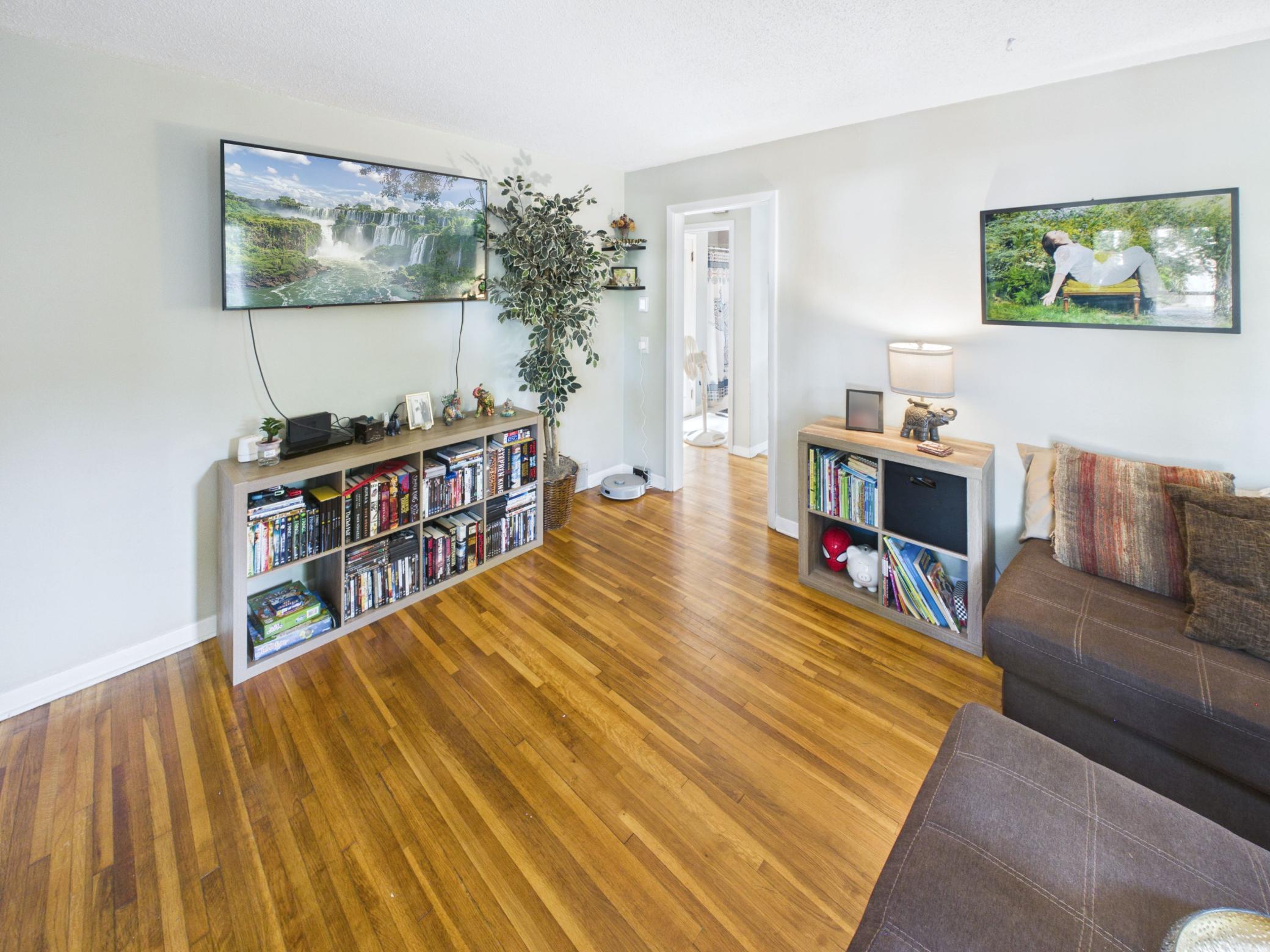 1218 34th Avenue N Property Photo 9