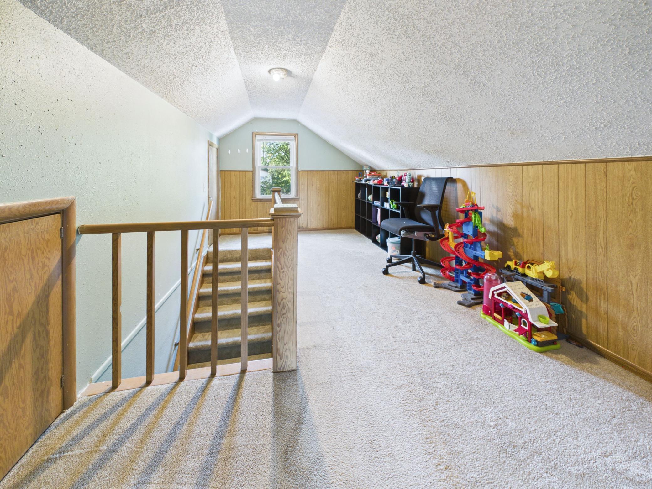 1218 34th Avenue N Property Photo 14