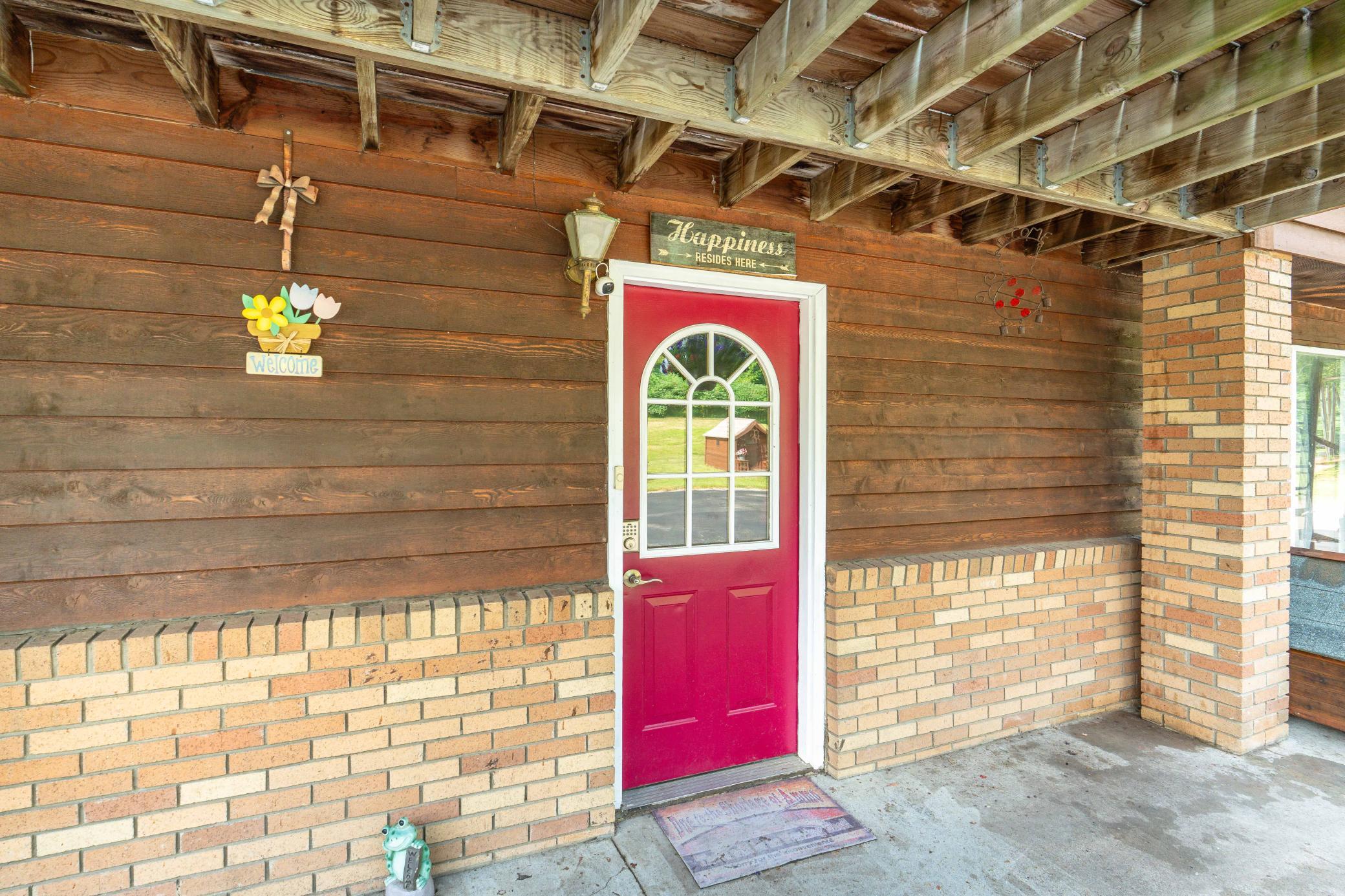 33667 County Highway 27 Property Photo 5
