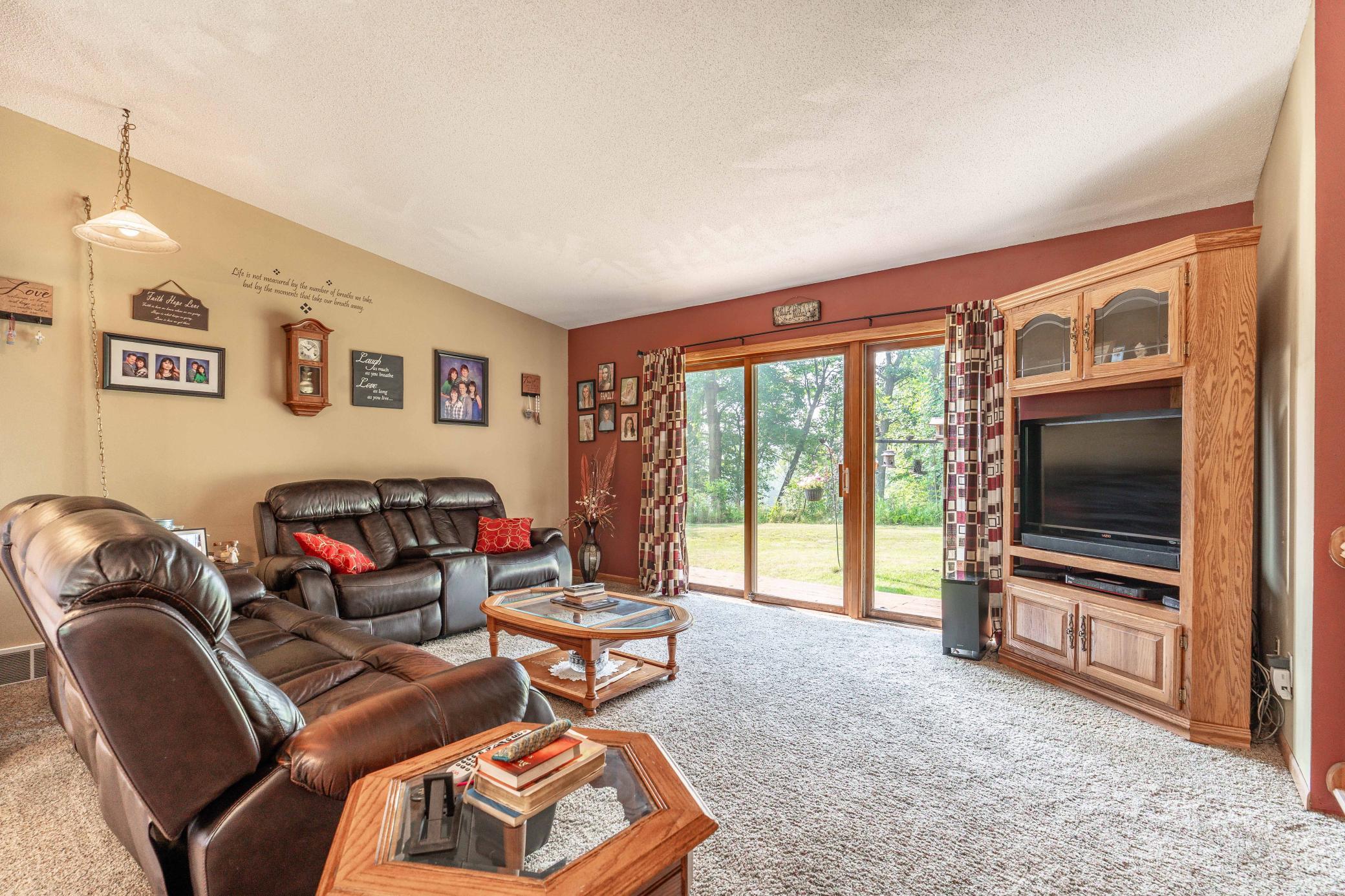 33667 County Highway 27 Property Photo 17