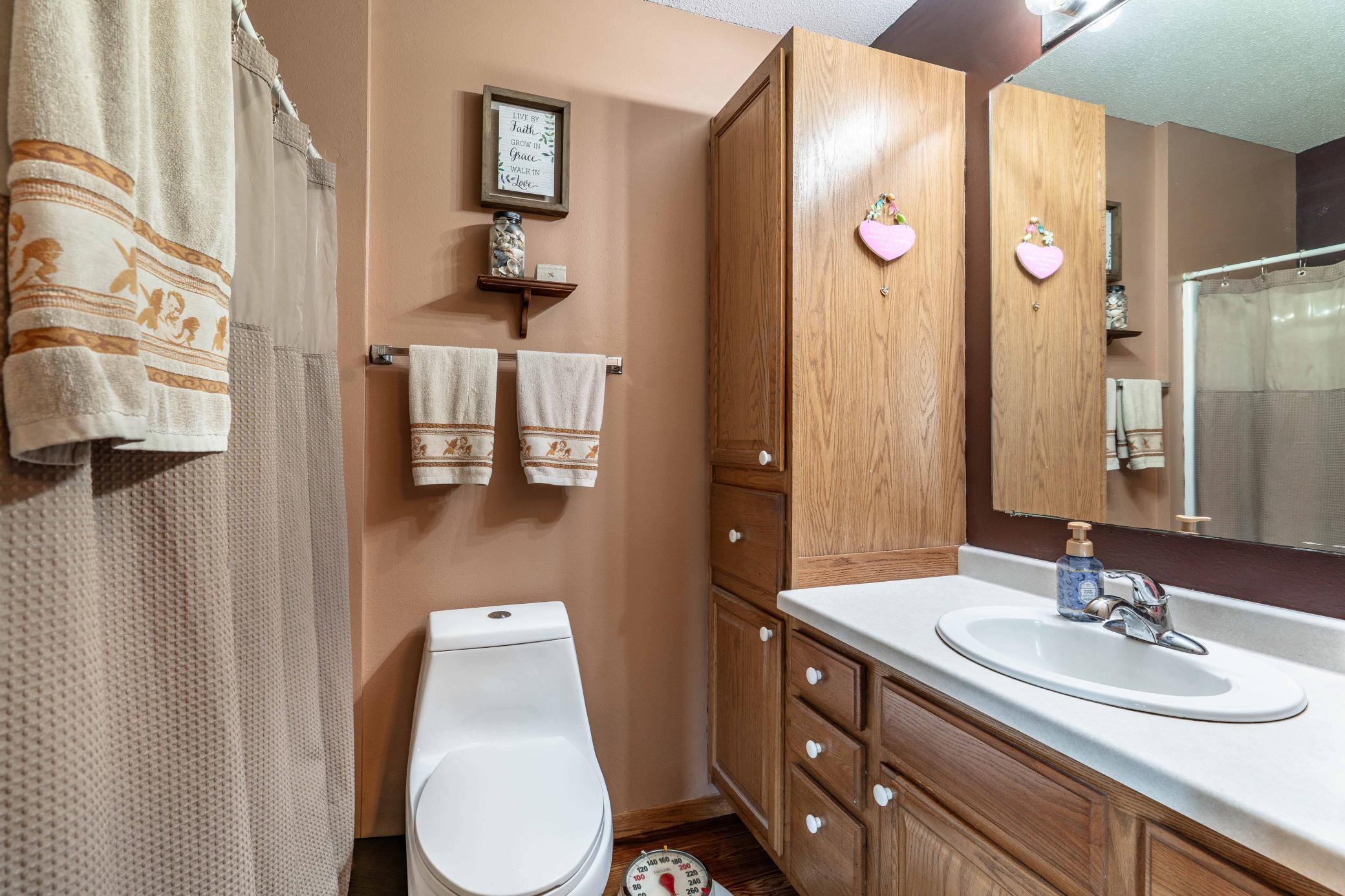 33667 County Highway 27 Property Photo 37