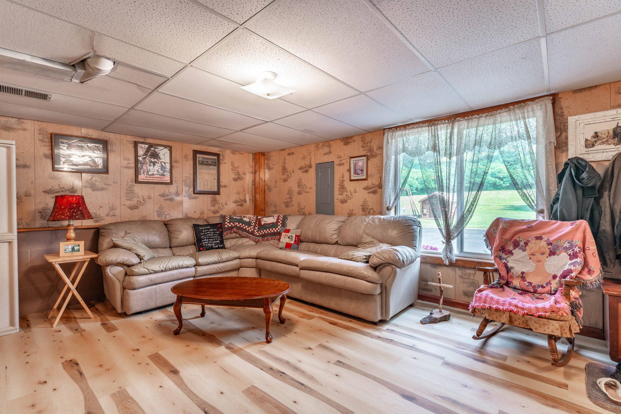 33667 County Highway 27 Property Photo 46