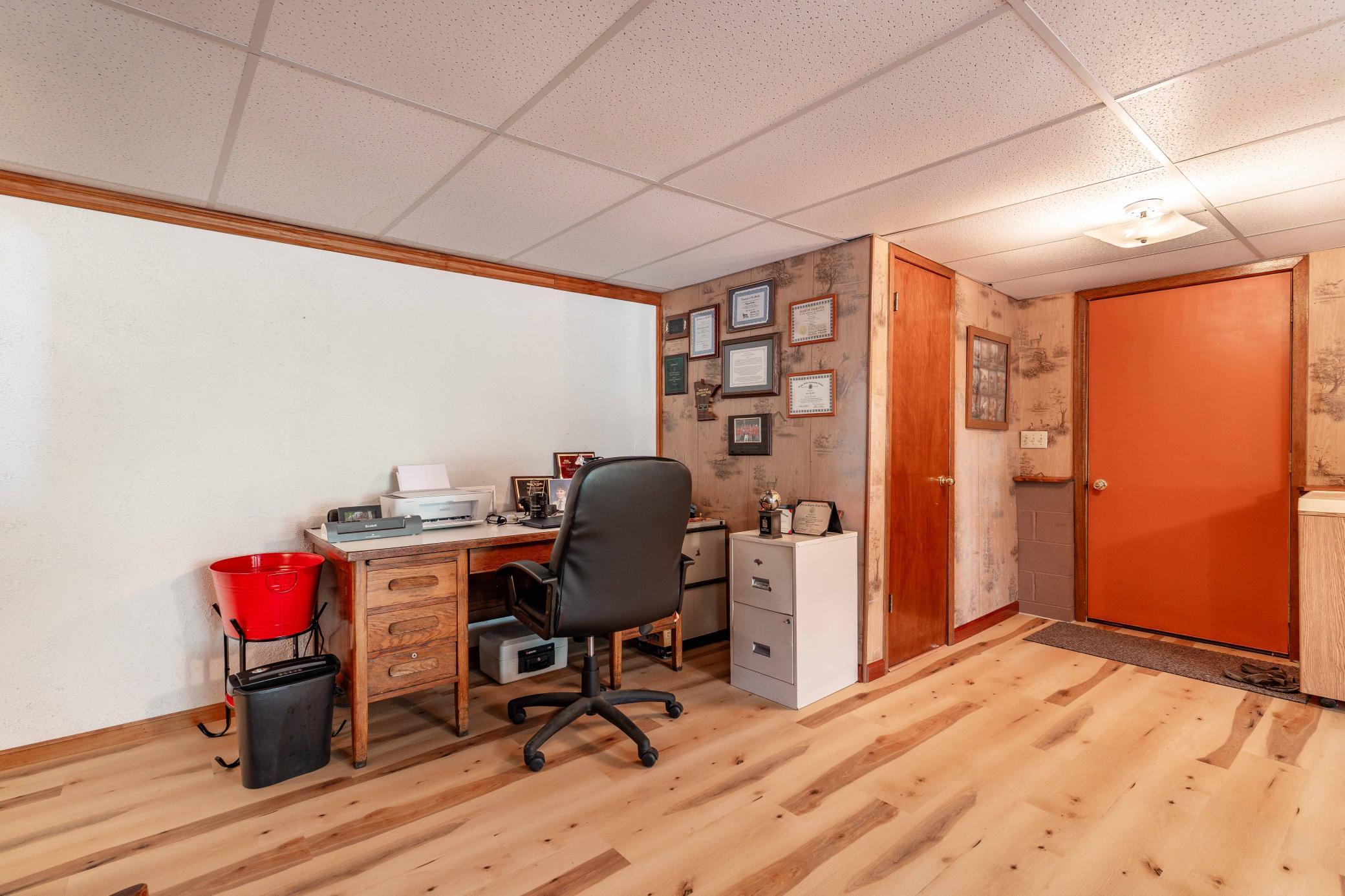 33667 County Highway 27 Property Photo 48