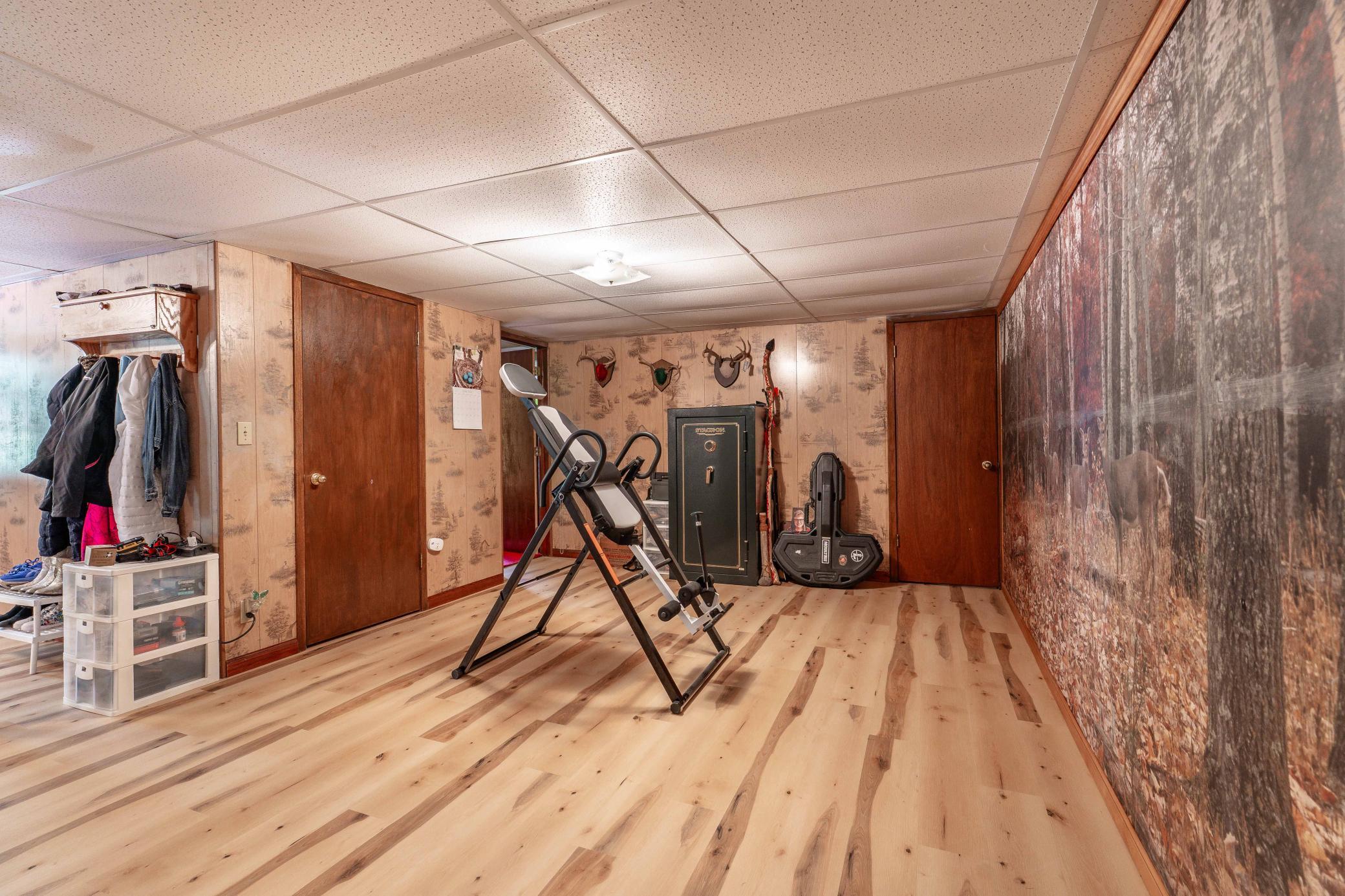 33667 County Highway 27 Property Photo 49