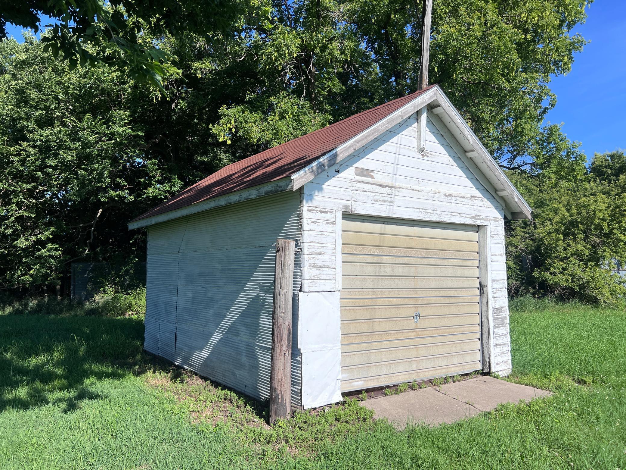30683 St Hwy 7 Property Photo 17