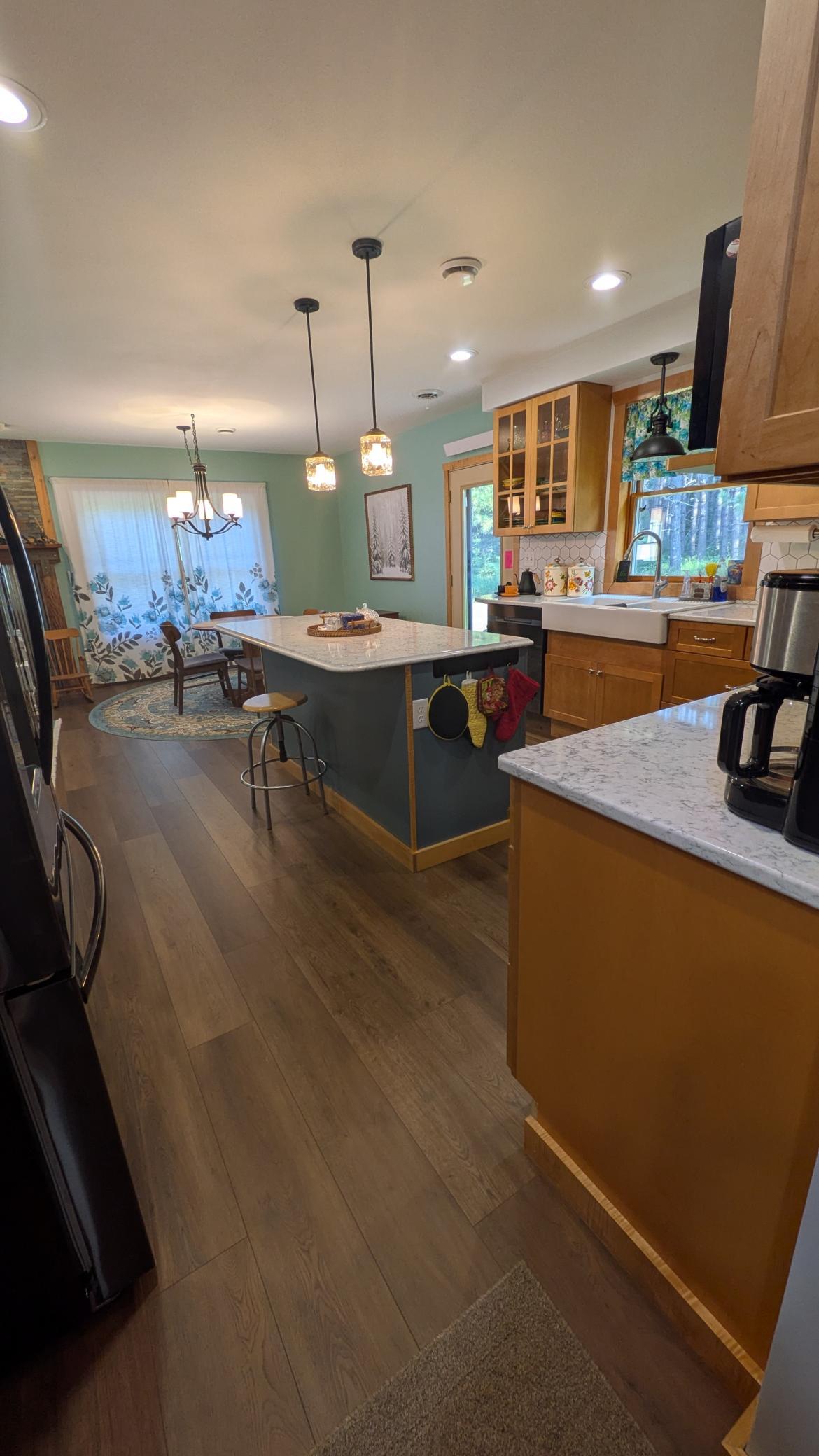 4856 Sawmill Road Property Photo 7