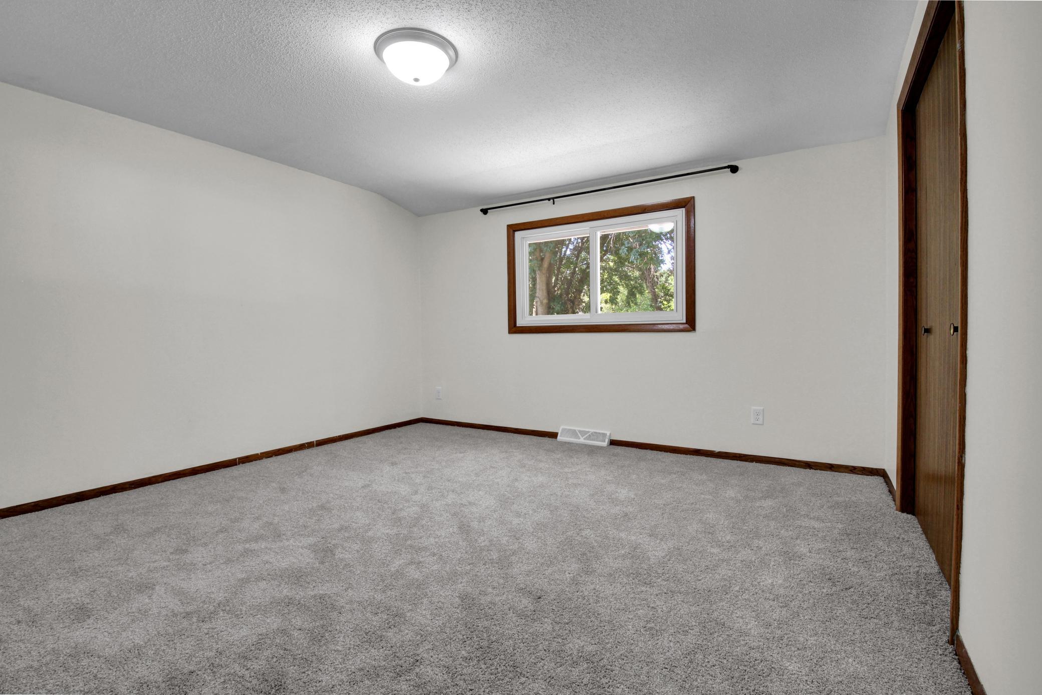 601 25th Avenue Sw Property Photo 9