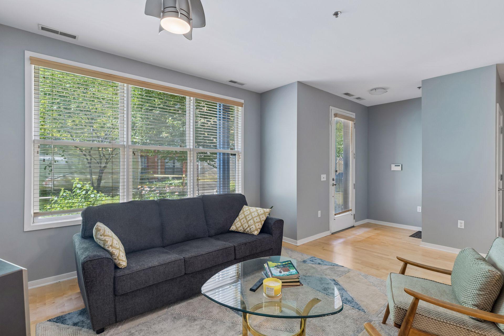 209 8th Street E 109 Property Photo 7
