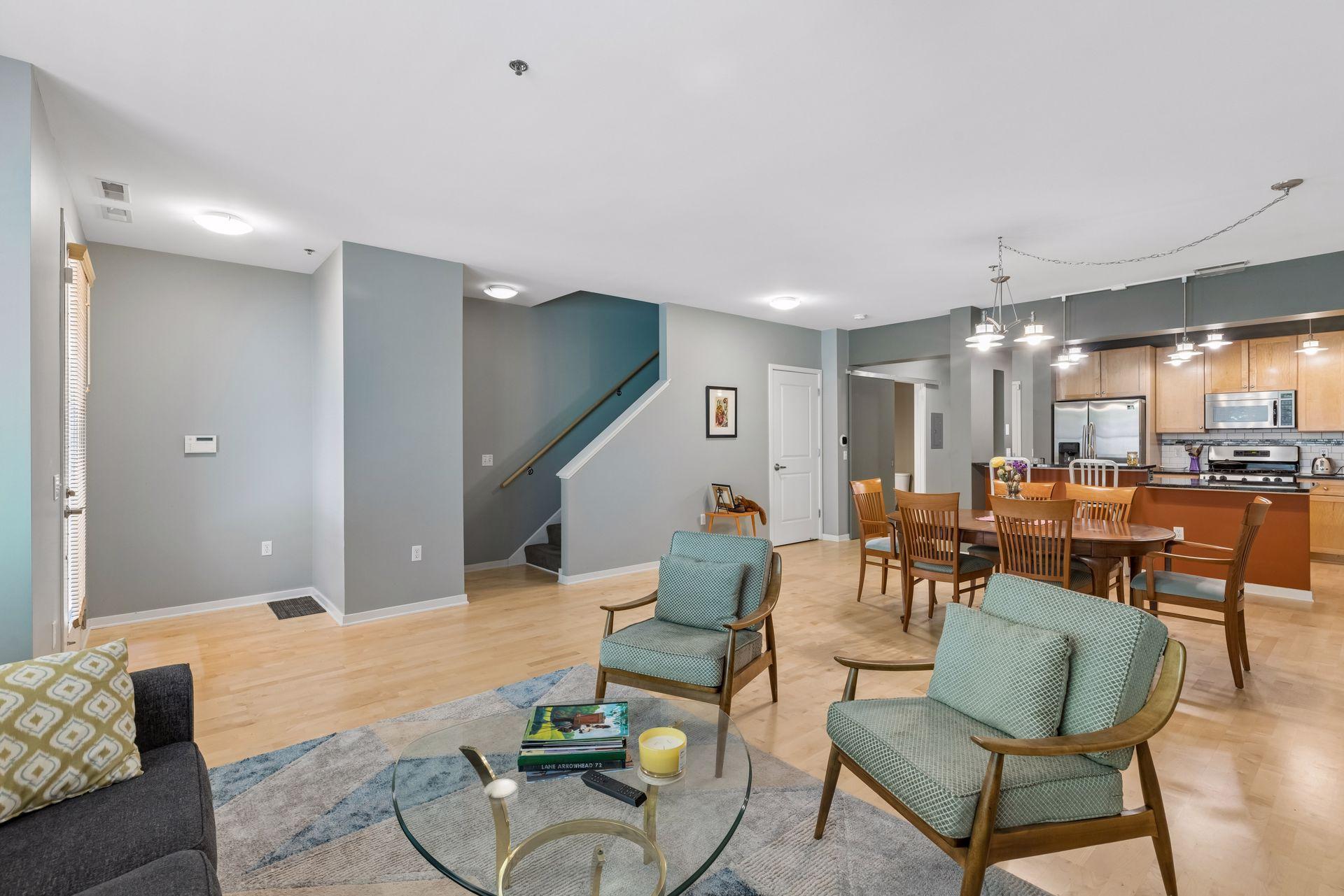 209 8th Street E 109 Property Photo 8