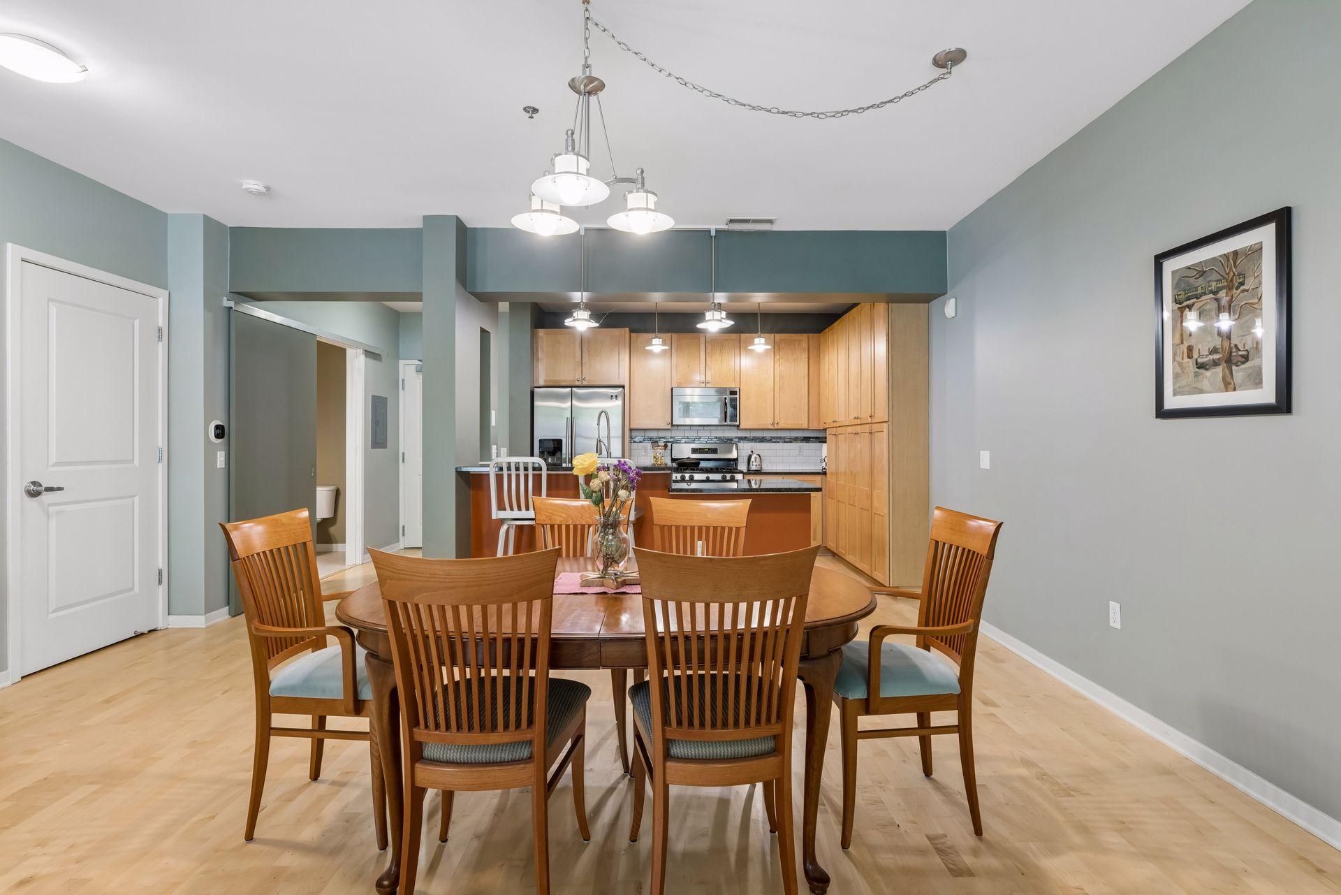 209 8th Street E 109 Property Photo 12