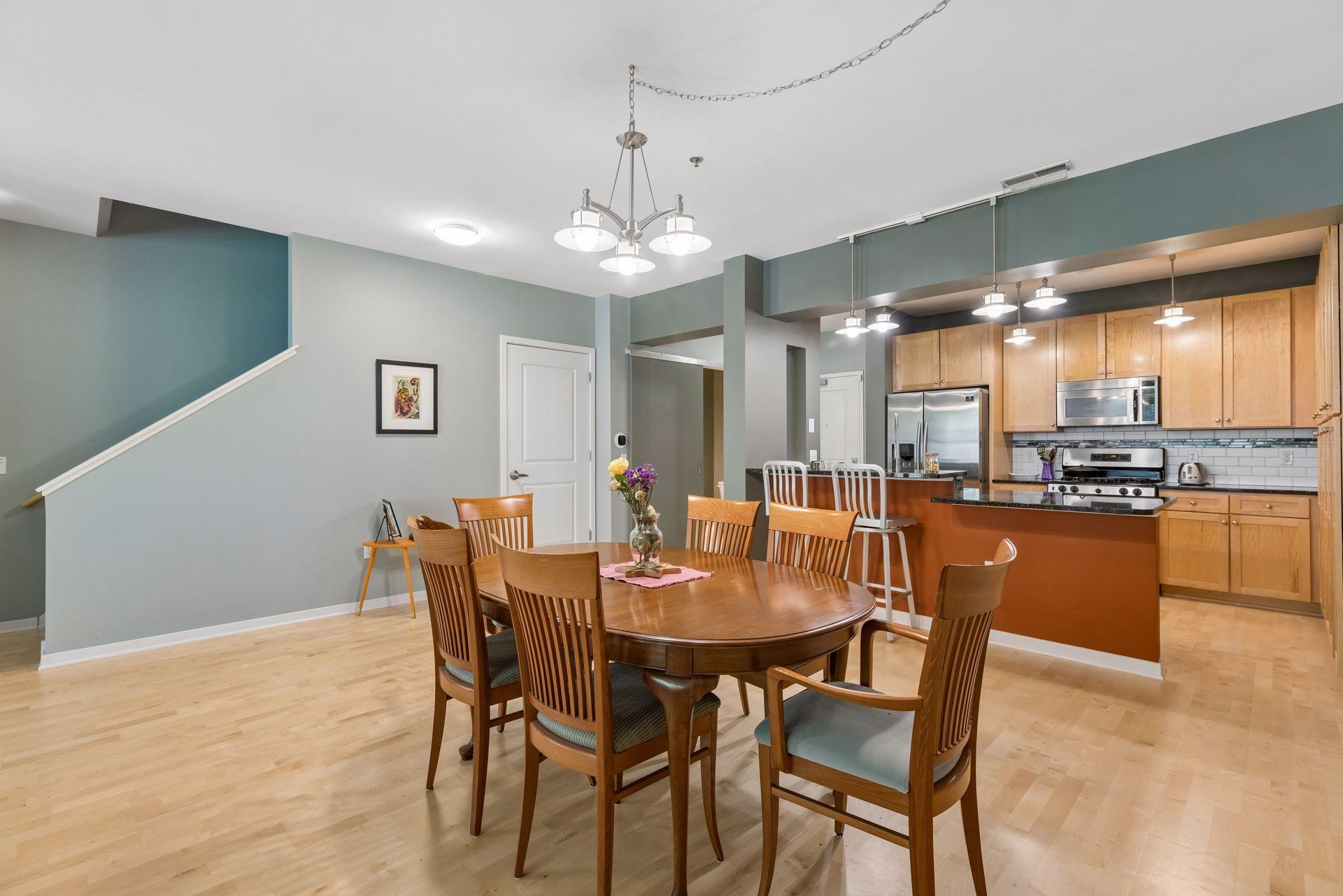 209 8th Street E 109 Property Photo 13