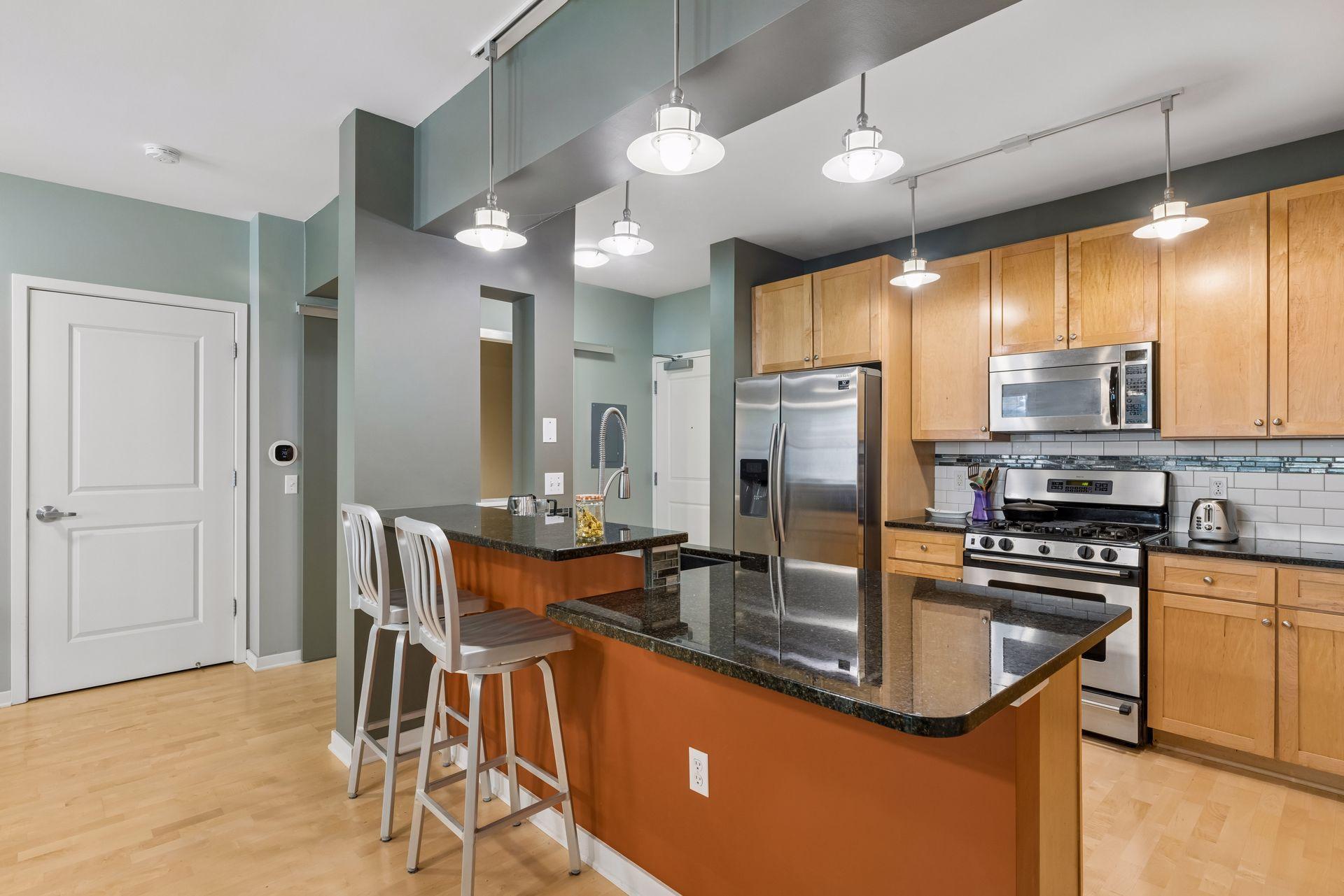 209 8th Street E 109 Property Photo 16