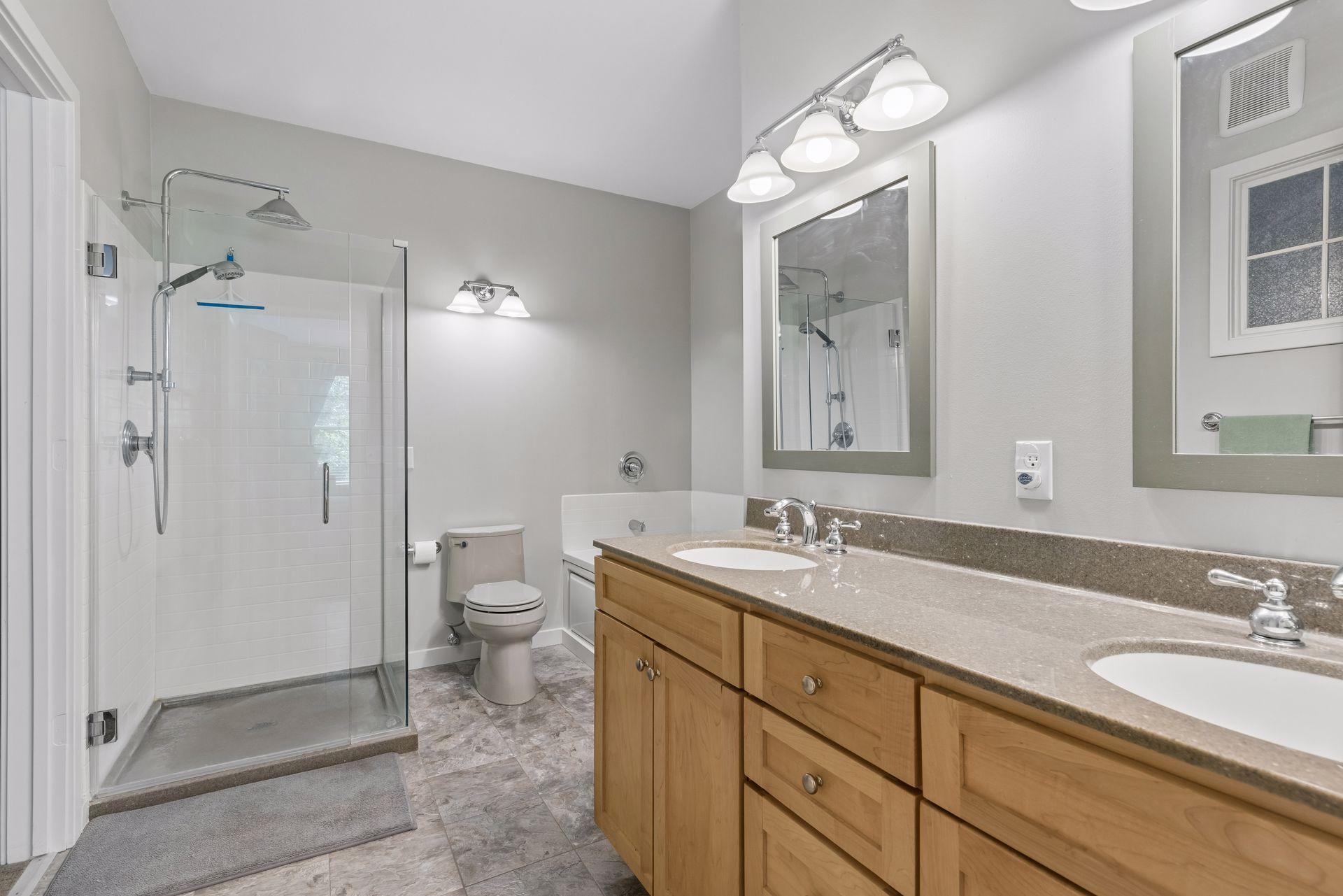 209 8th Street E 109 Property Photo 29