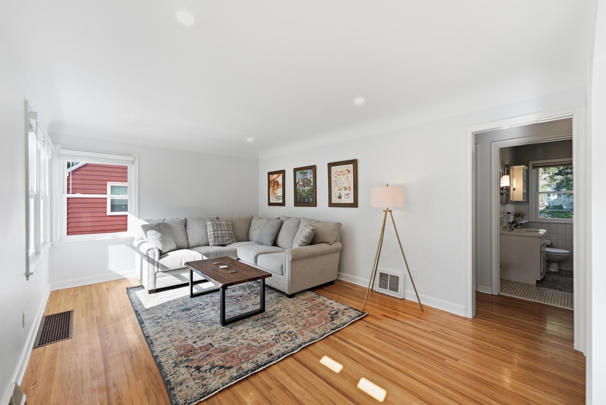 413 Adams Avenue Property Photo 14