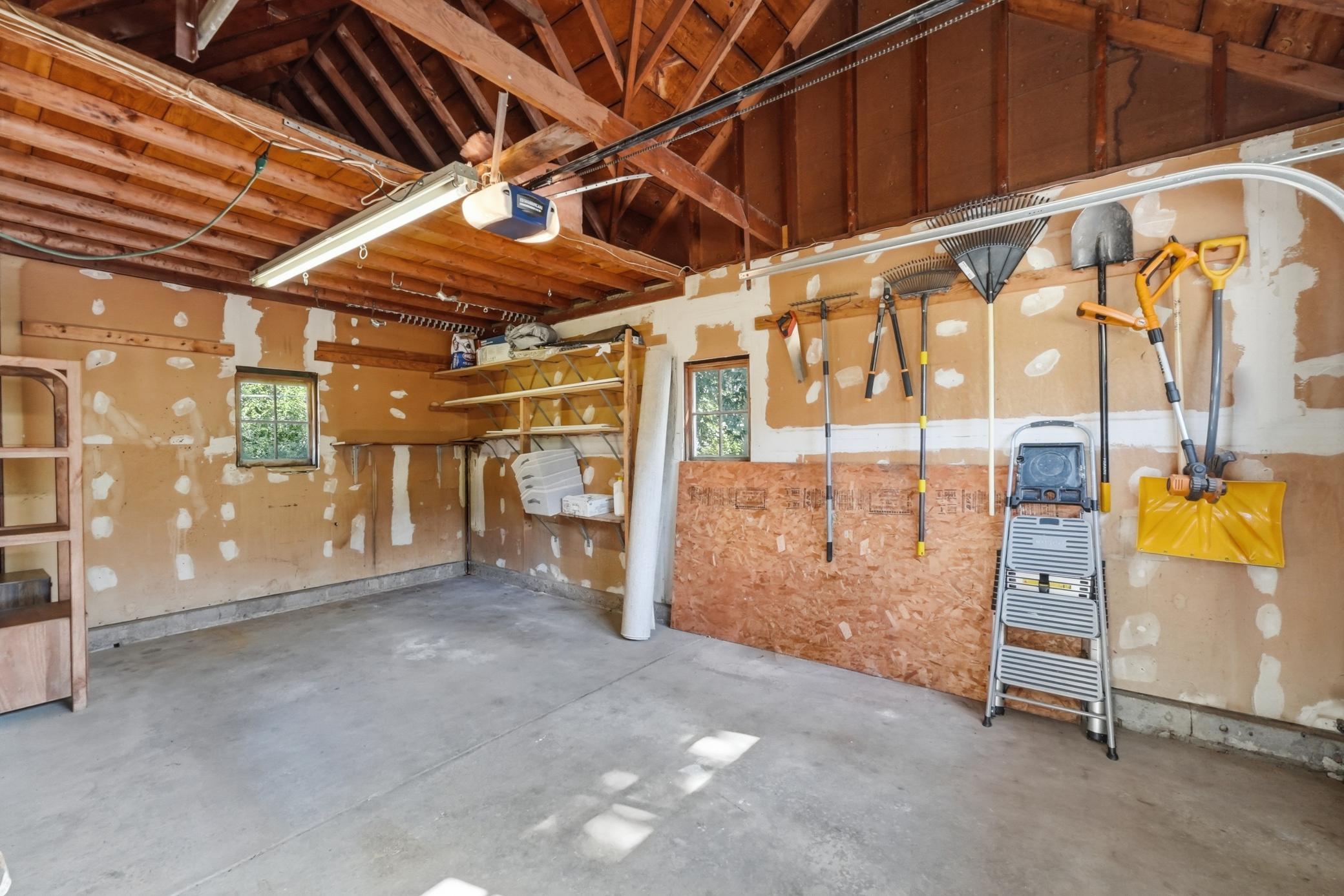 413 Adams Avenue Property Photo 37