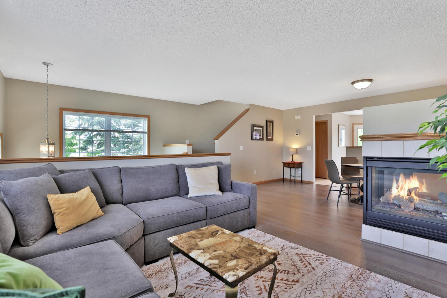 5175 Fairpoint Drive N Property Photo 12