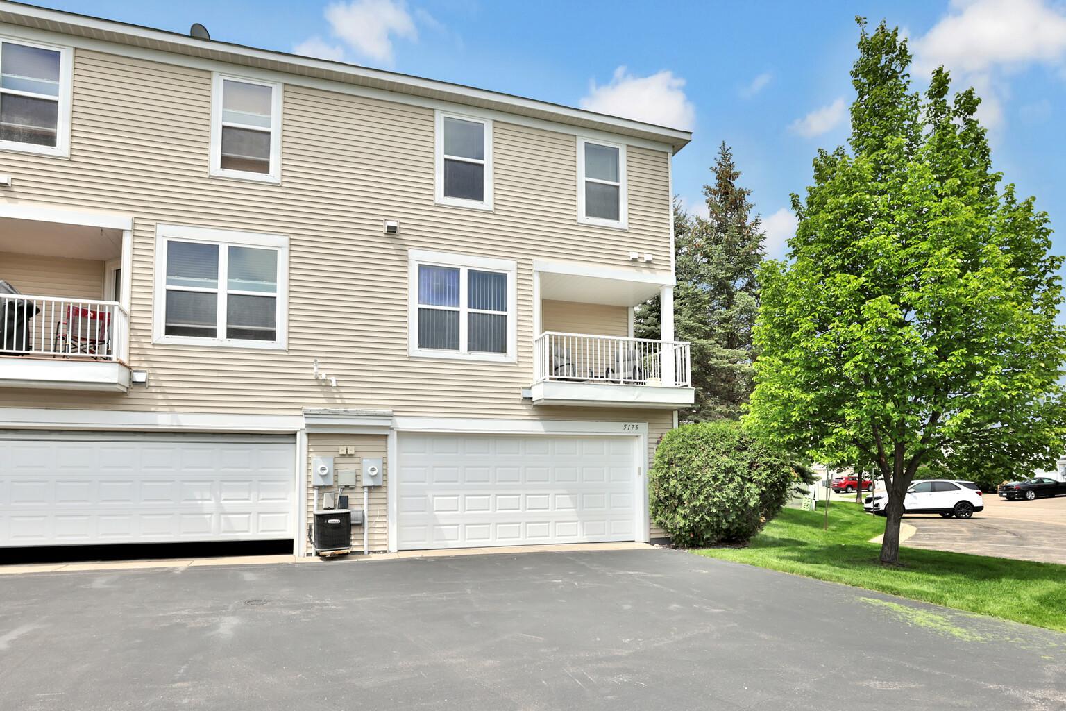 5175 Fairpoint Drive N Property Photo 40