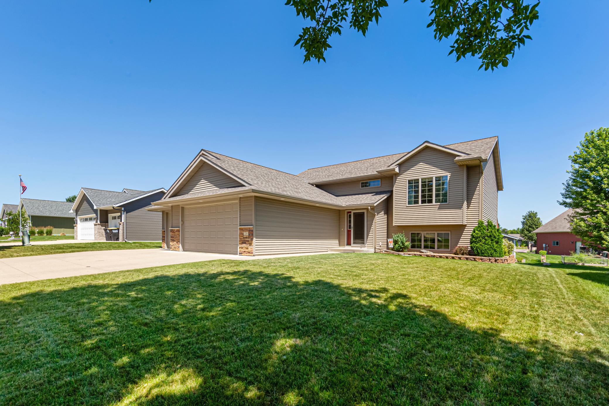 228 Creekside Drive