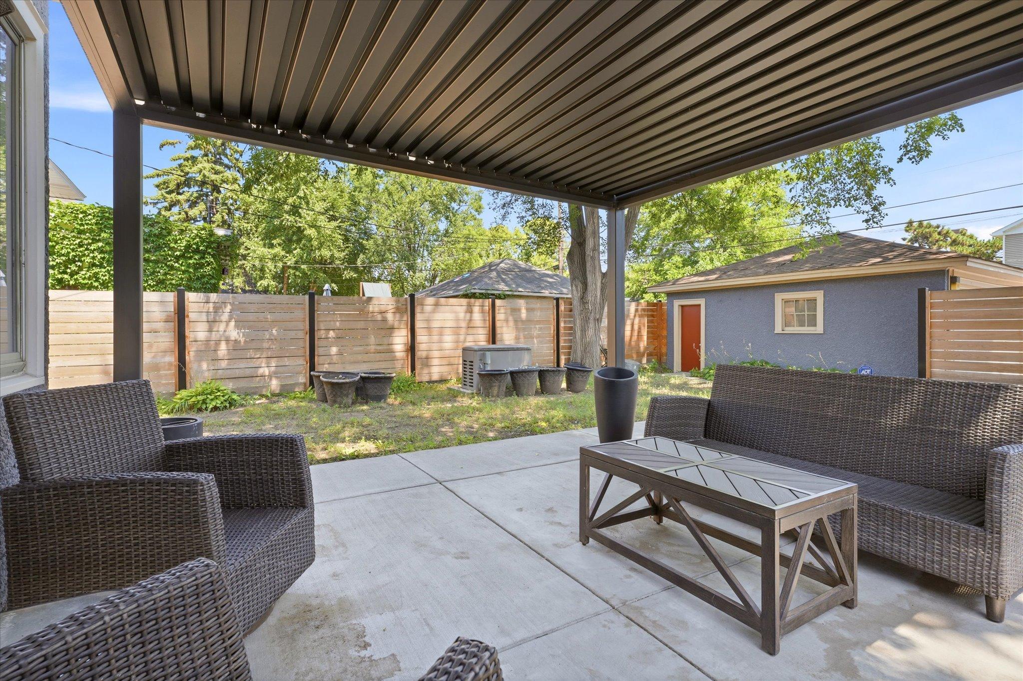 4653 Clinton Avenue Property Photo 38