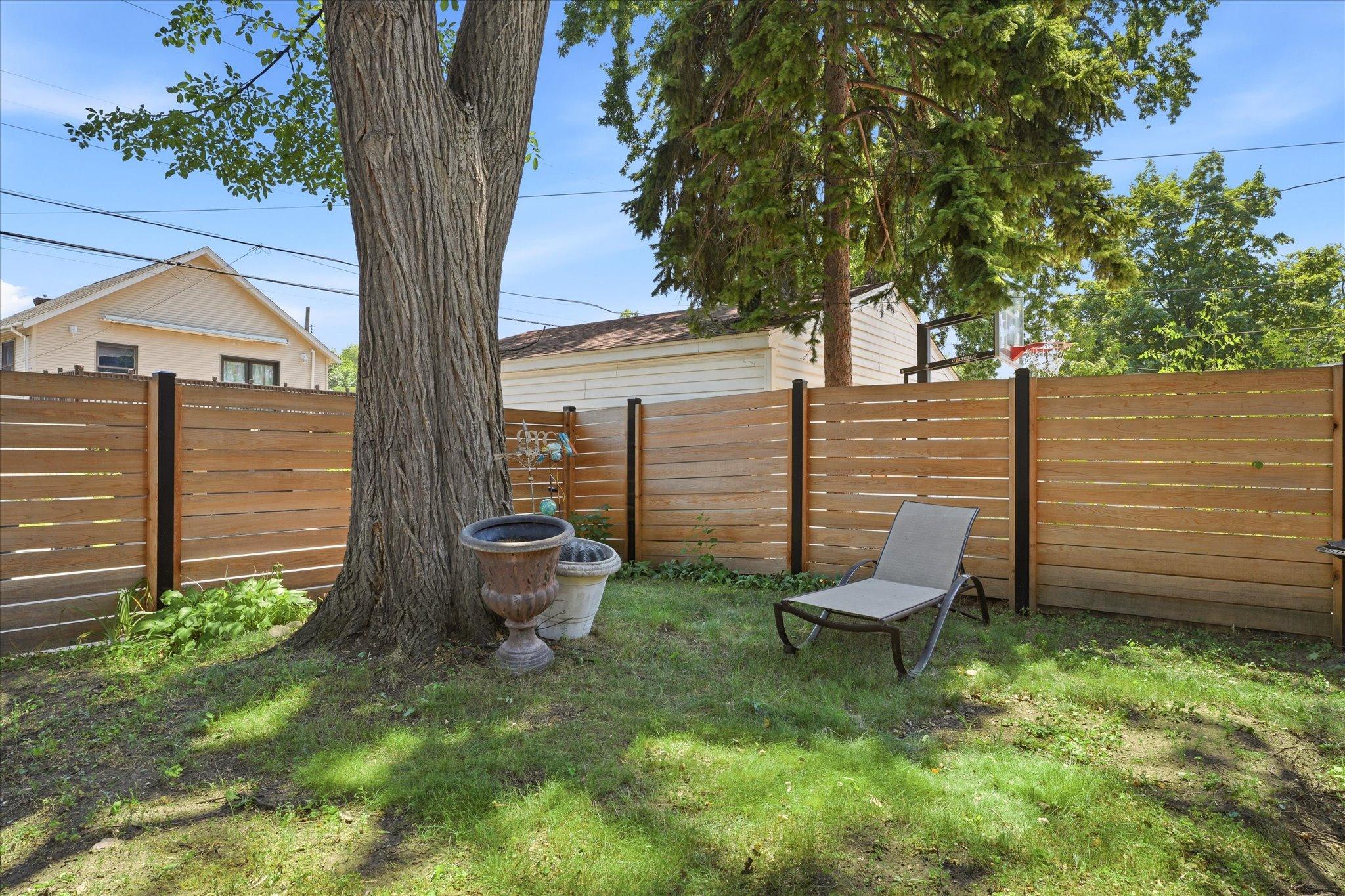 4653 Clinton Avenue Property Photo 39