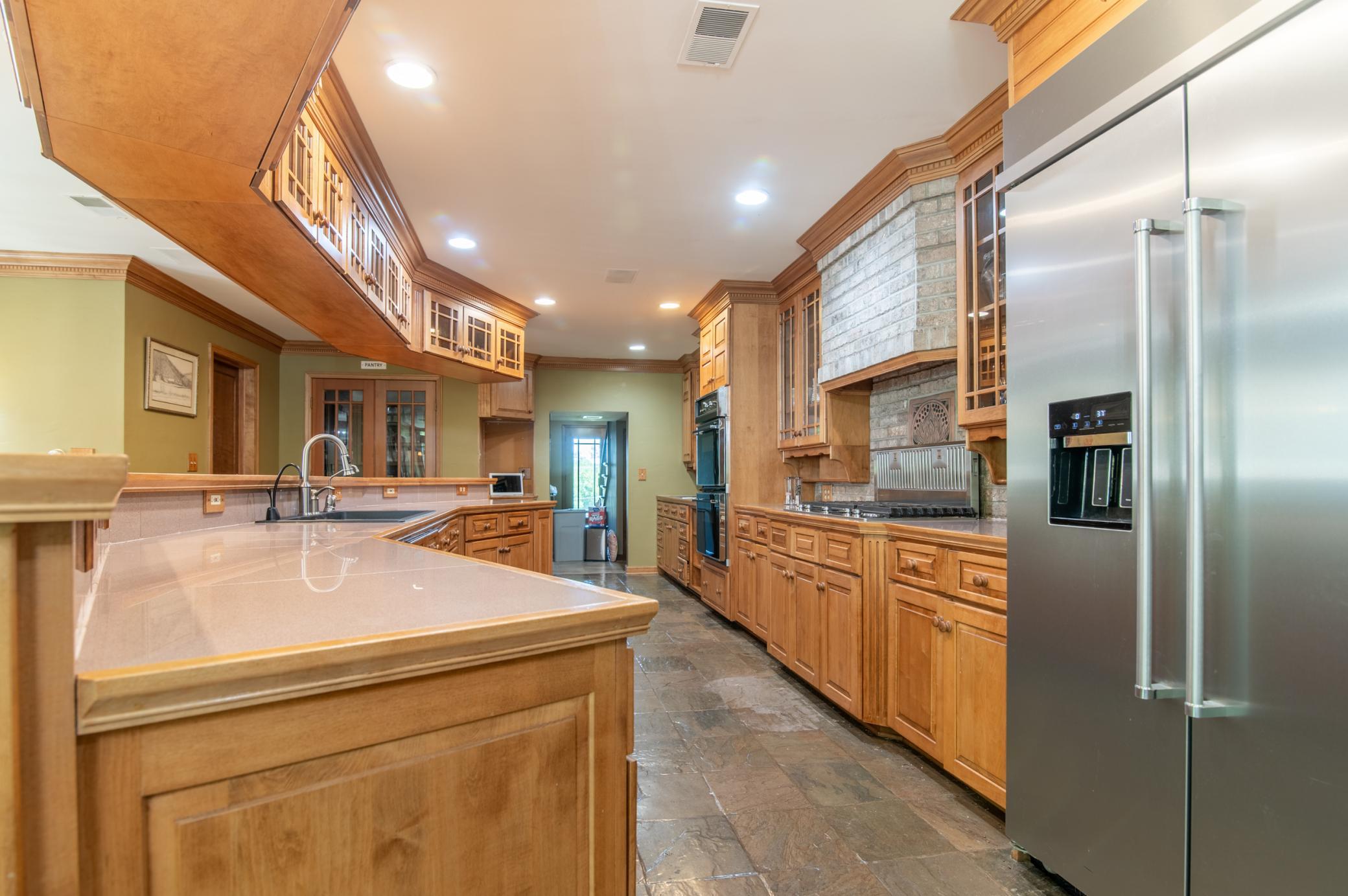 53 W Lake Boulevard Property Photo 26