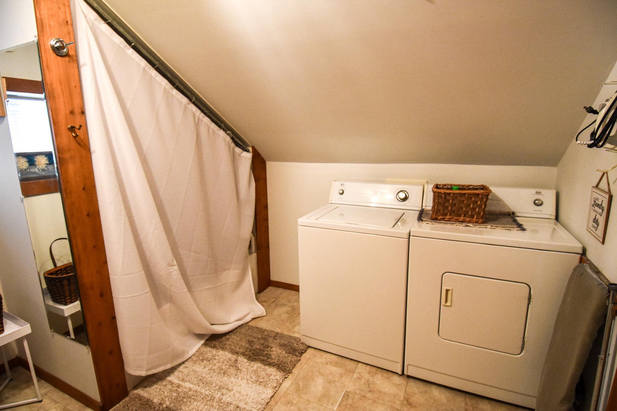 237 Markley Avenue N Property Photo 41