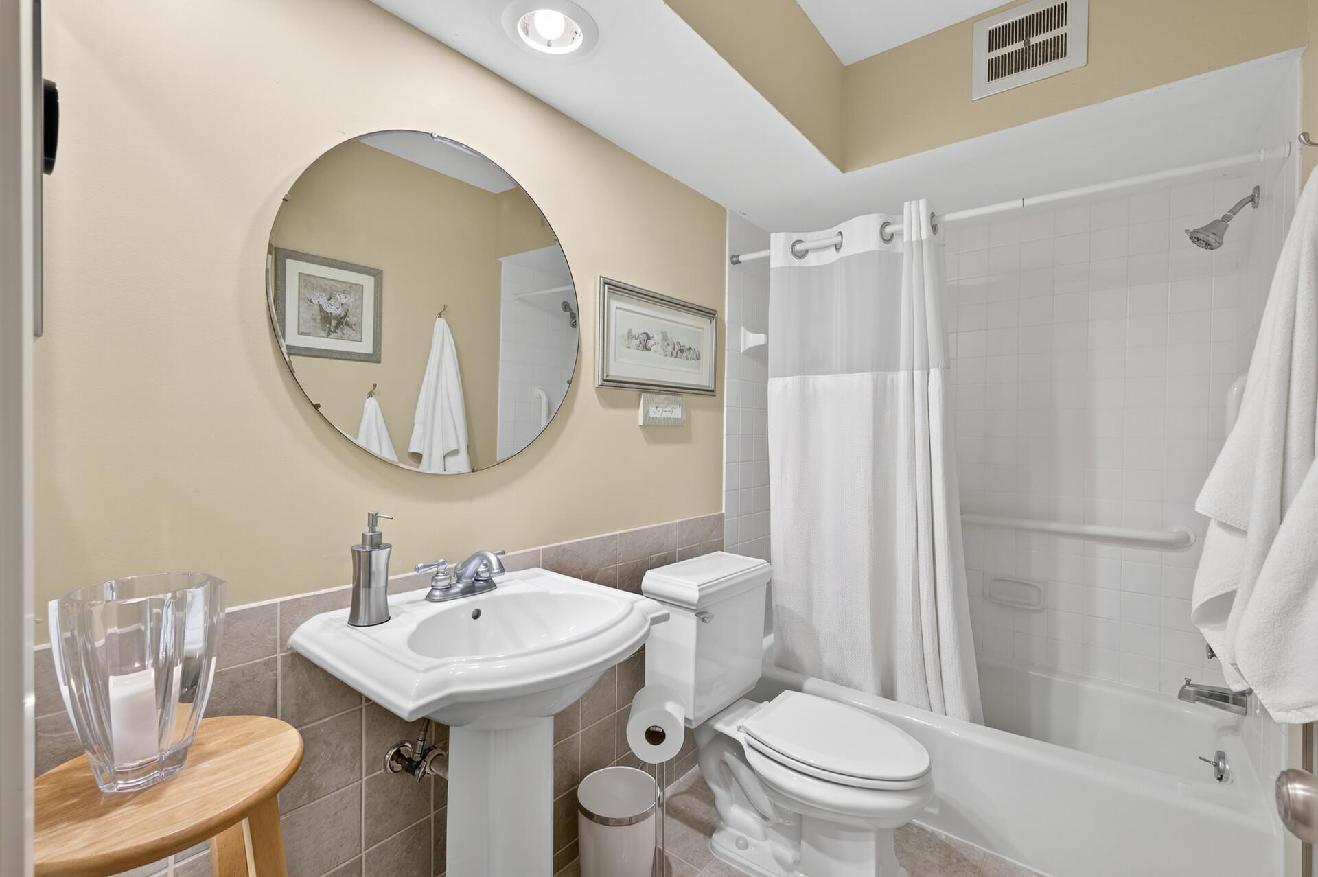 4360 Brookside Court 209 Property Photo 15